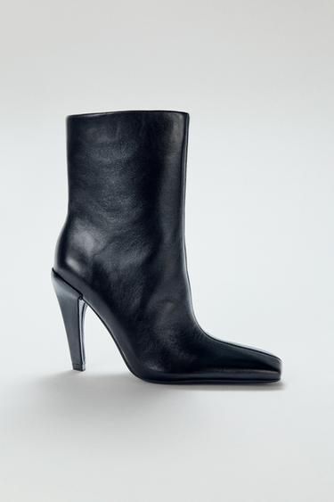 {navn} - {farge} for Zara