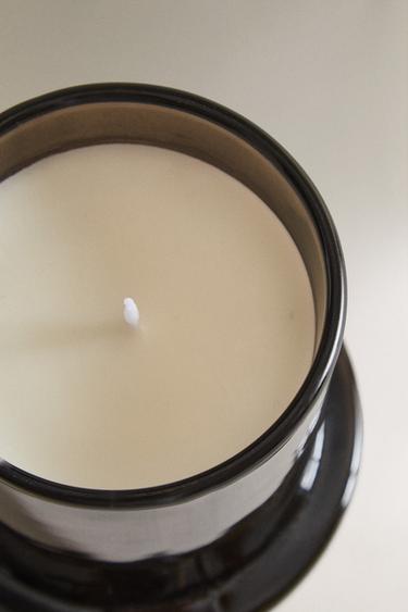 (140 G) CÈDRE ÉPICÉ SCENTED CANDLE - Dark beige by Zara - Image 1