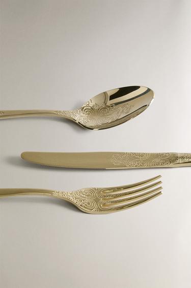 CUTLERY SET WITH EMBOSSED PIECES - Cava by Zara - Image 3