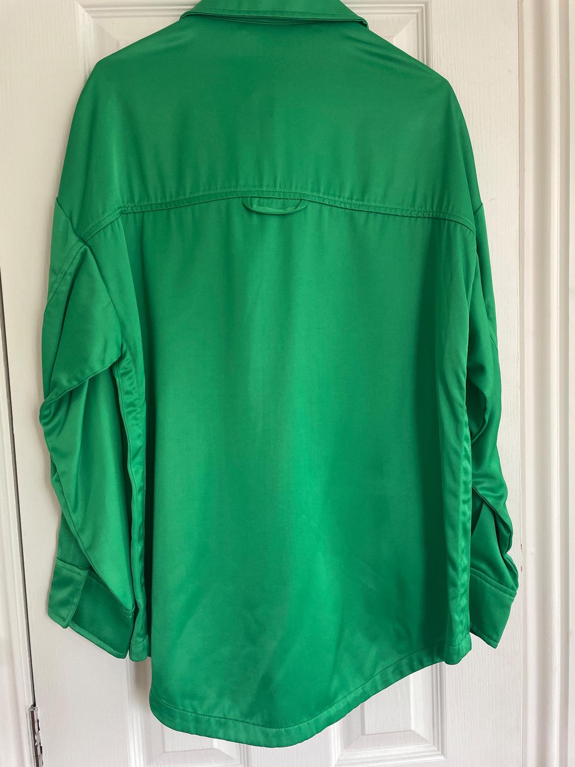 OVERSIZE SATIN OVERSHIRT - Image 2