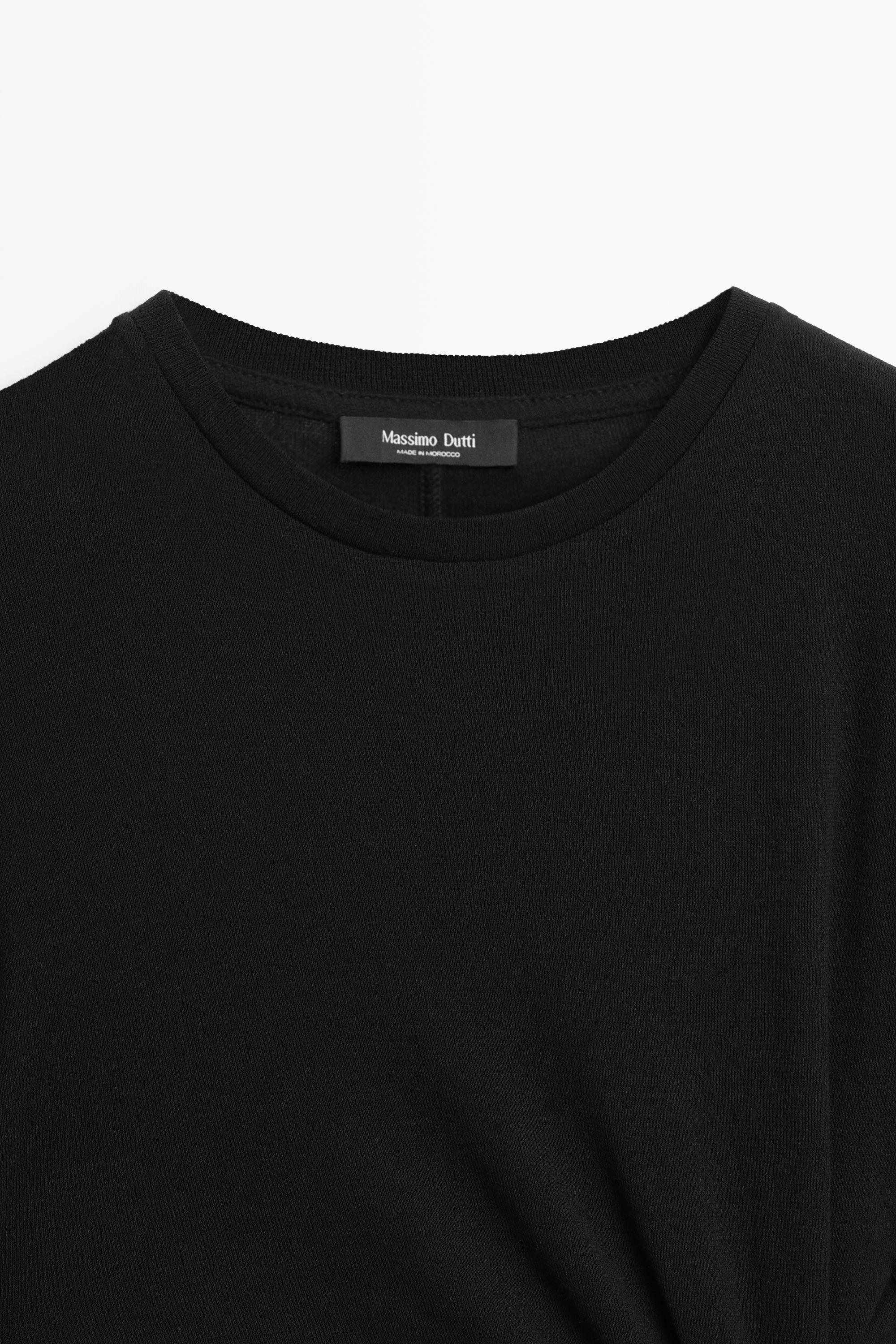 Asymmetric knot-detail T-shirt