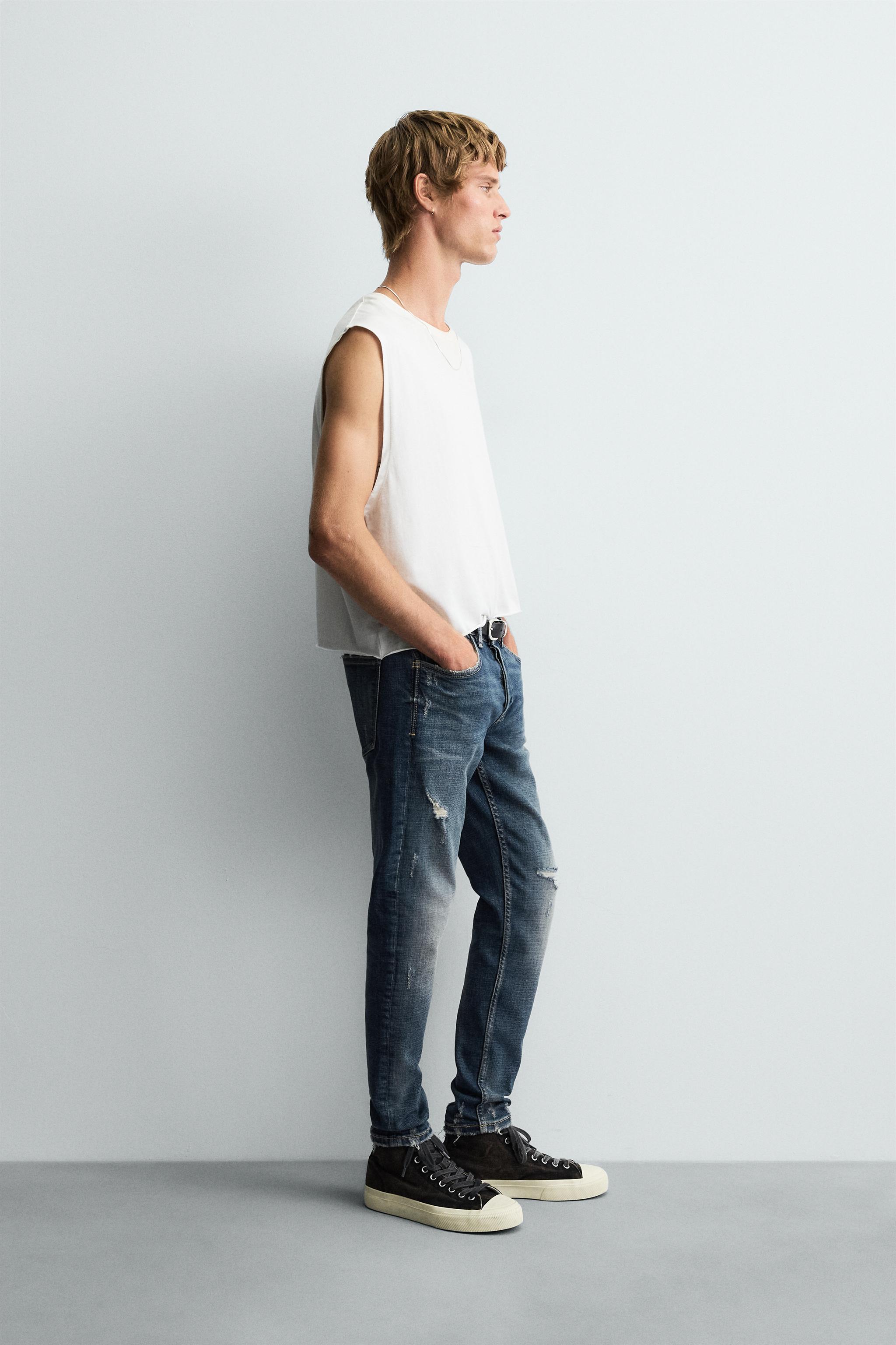 RIPPED SKINNY FIT JEANS