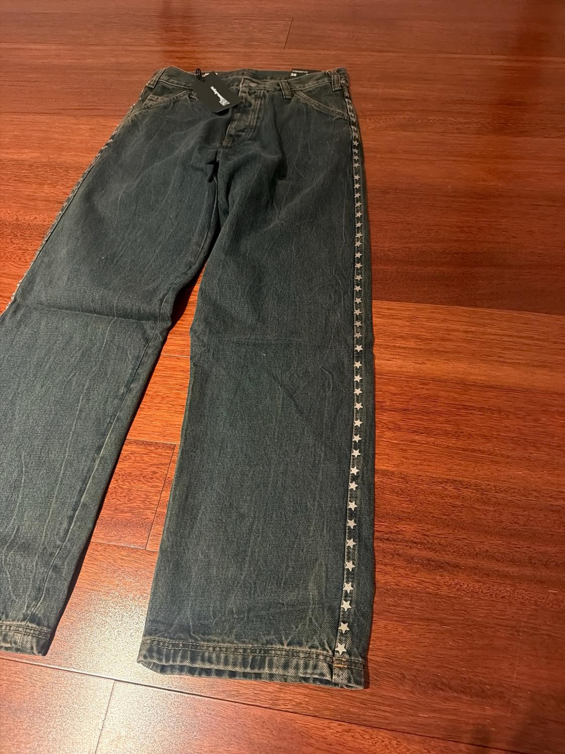 STAR STUDDED JEANS X TWOJEYS - LIMITED EDITION - Image 2