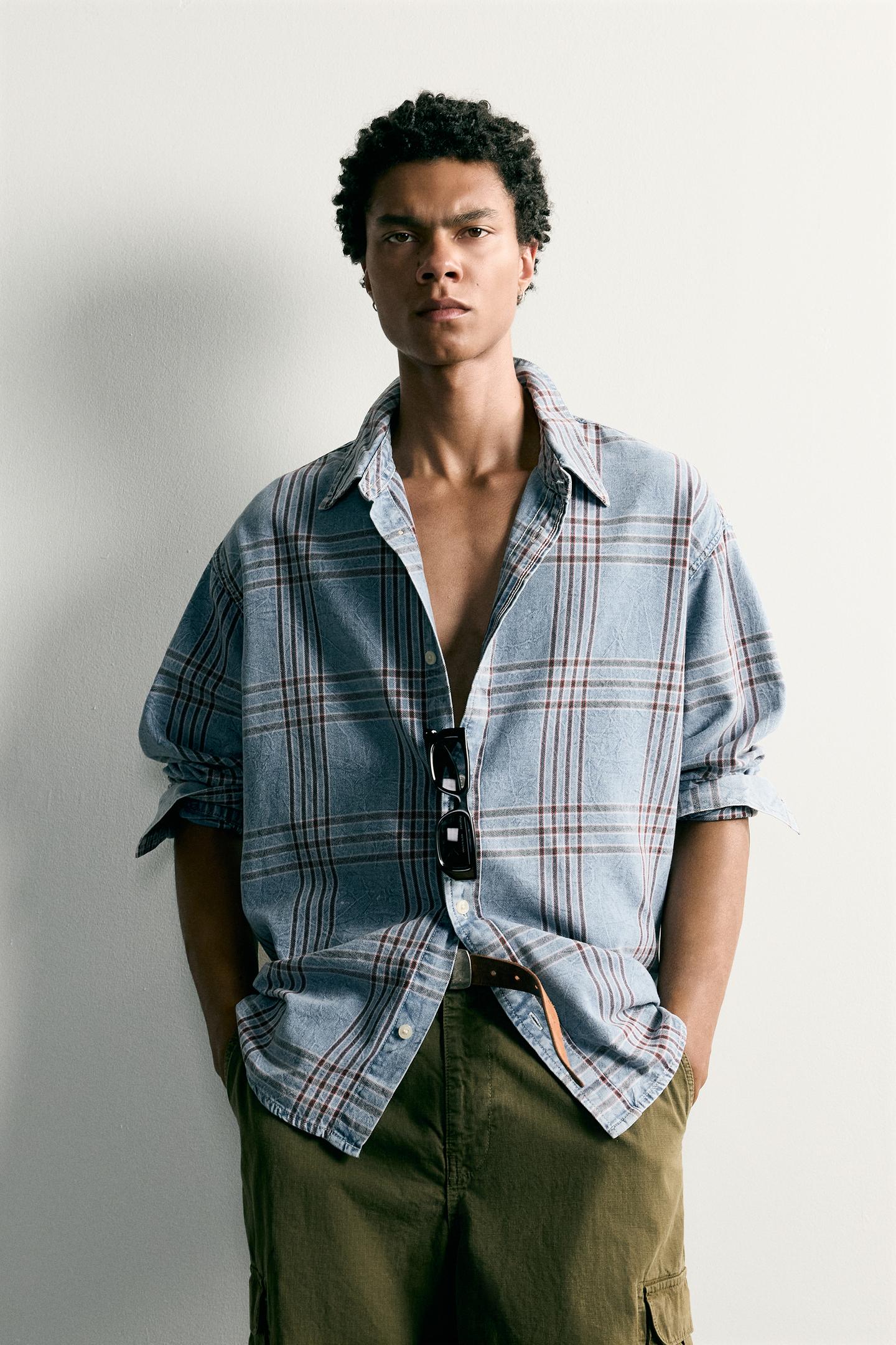 Мужская рубашка Zara Plaid Relaxed-Fit Denim Shirt, цвет: Светлый синий — фото 2