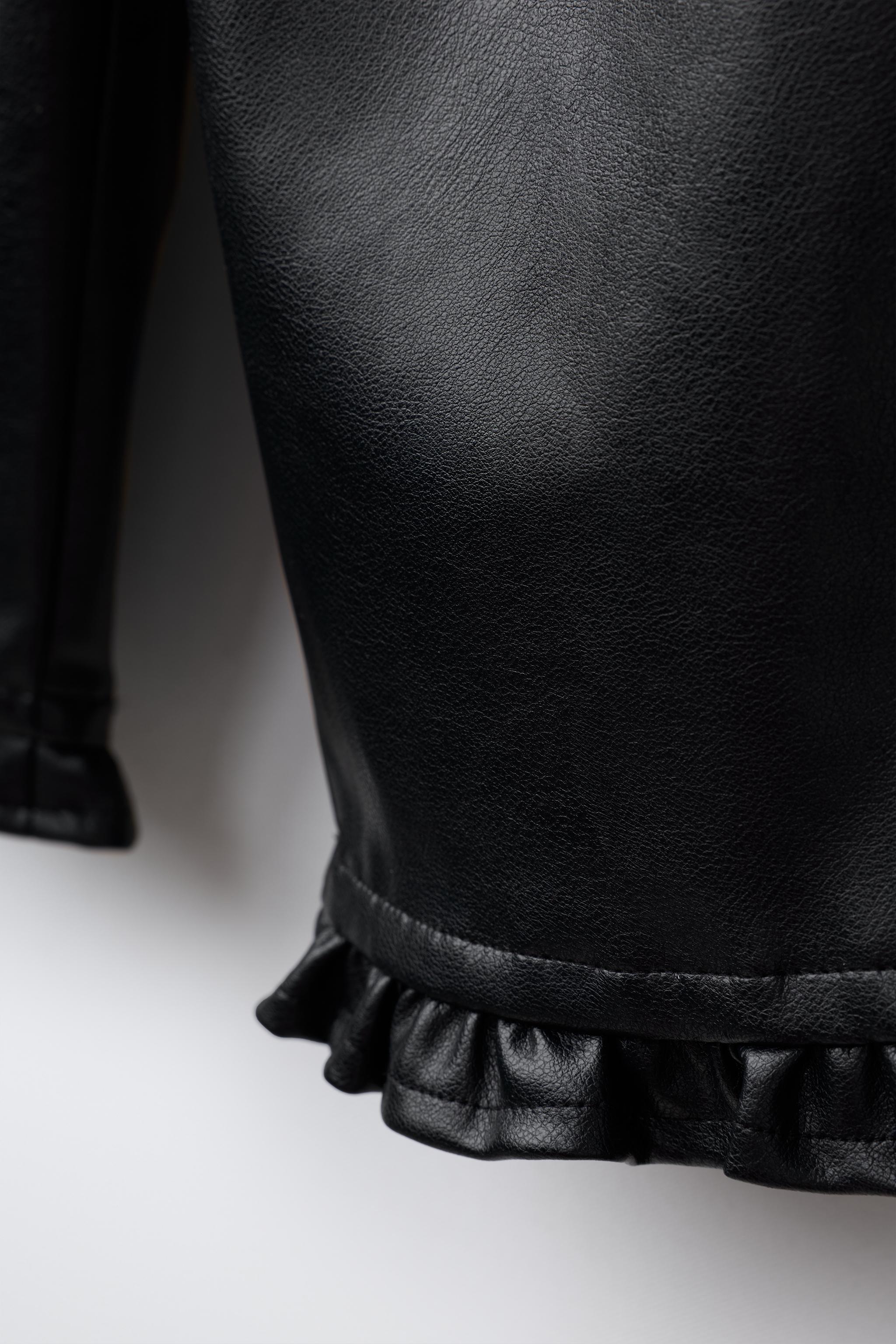 Детские брюки Zara FAUX LEATHER CULOTTE PANTS — фото 4