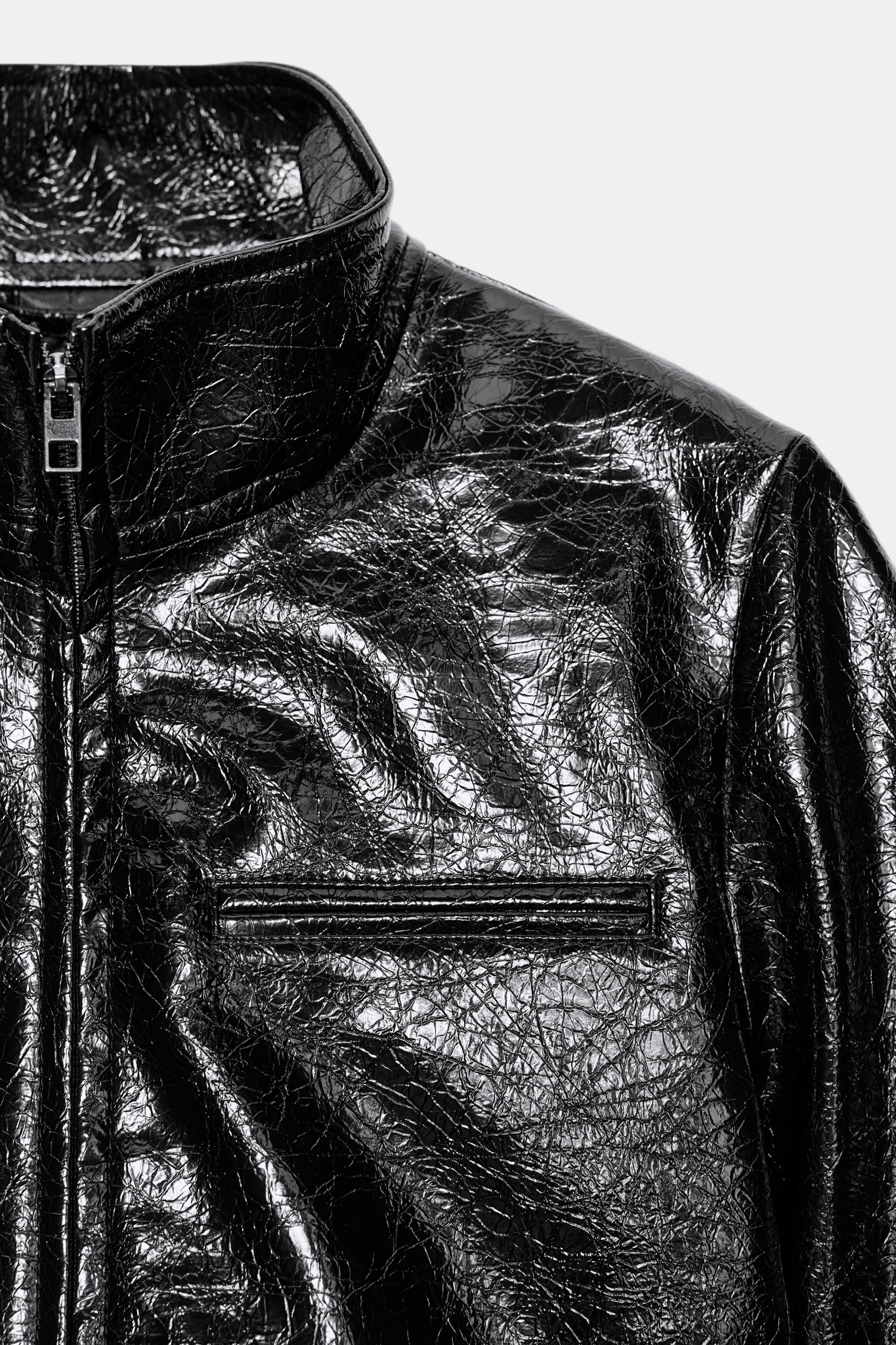 BLOUSON COURT MATIÈRE SYNTHÉTIQUE