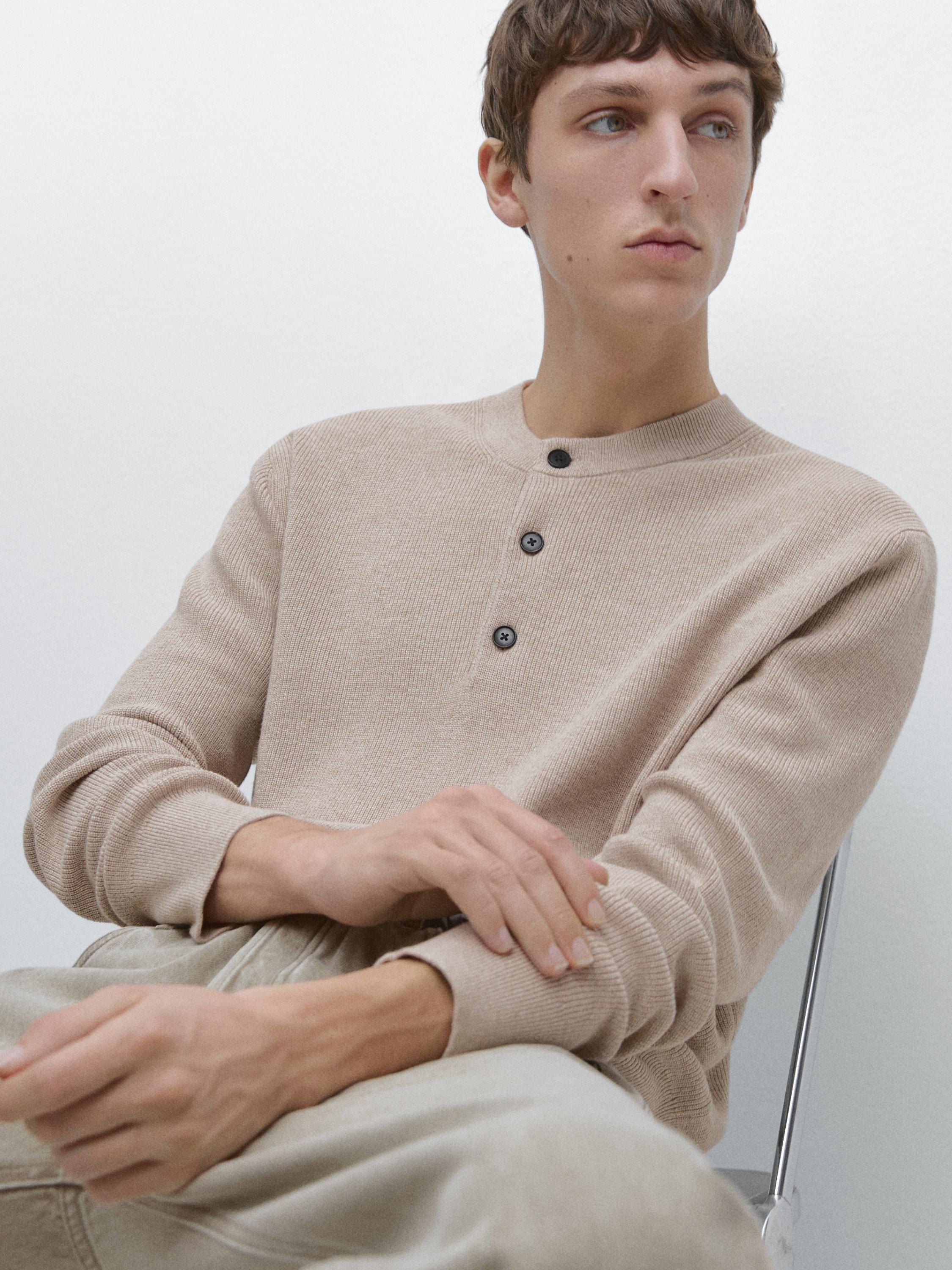 100% cotton mouliné knit sweater