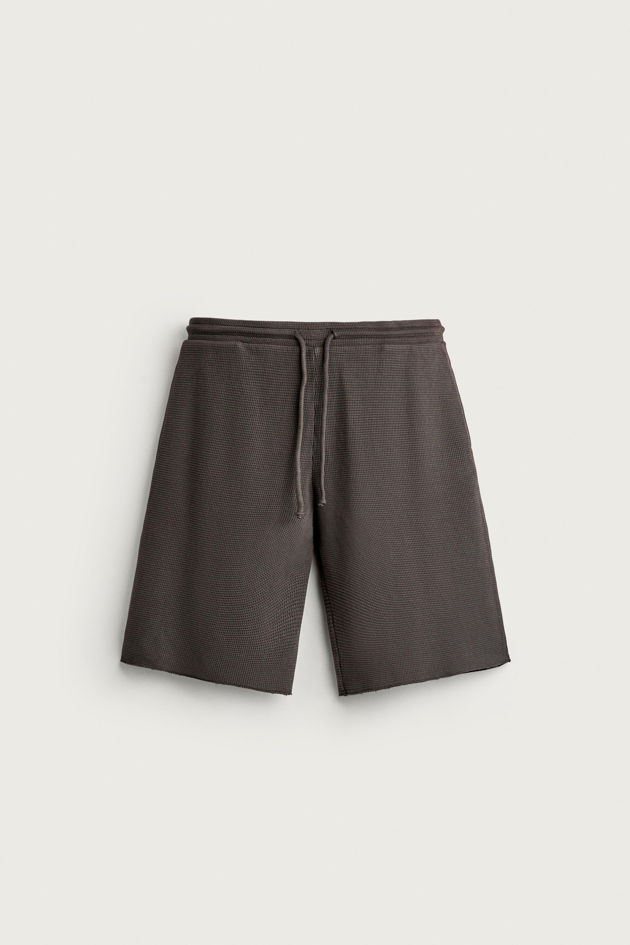 WASHED WAFFLE KNIT JOGGER SHORTS — Gray