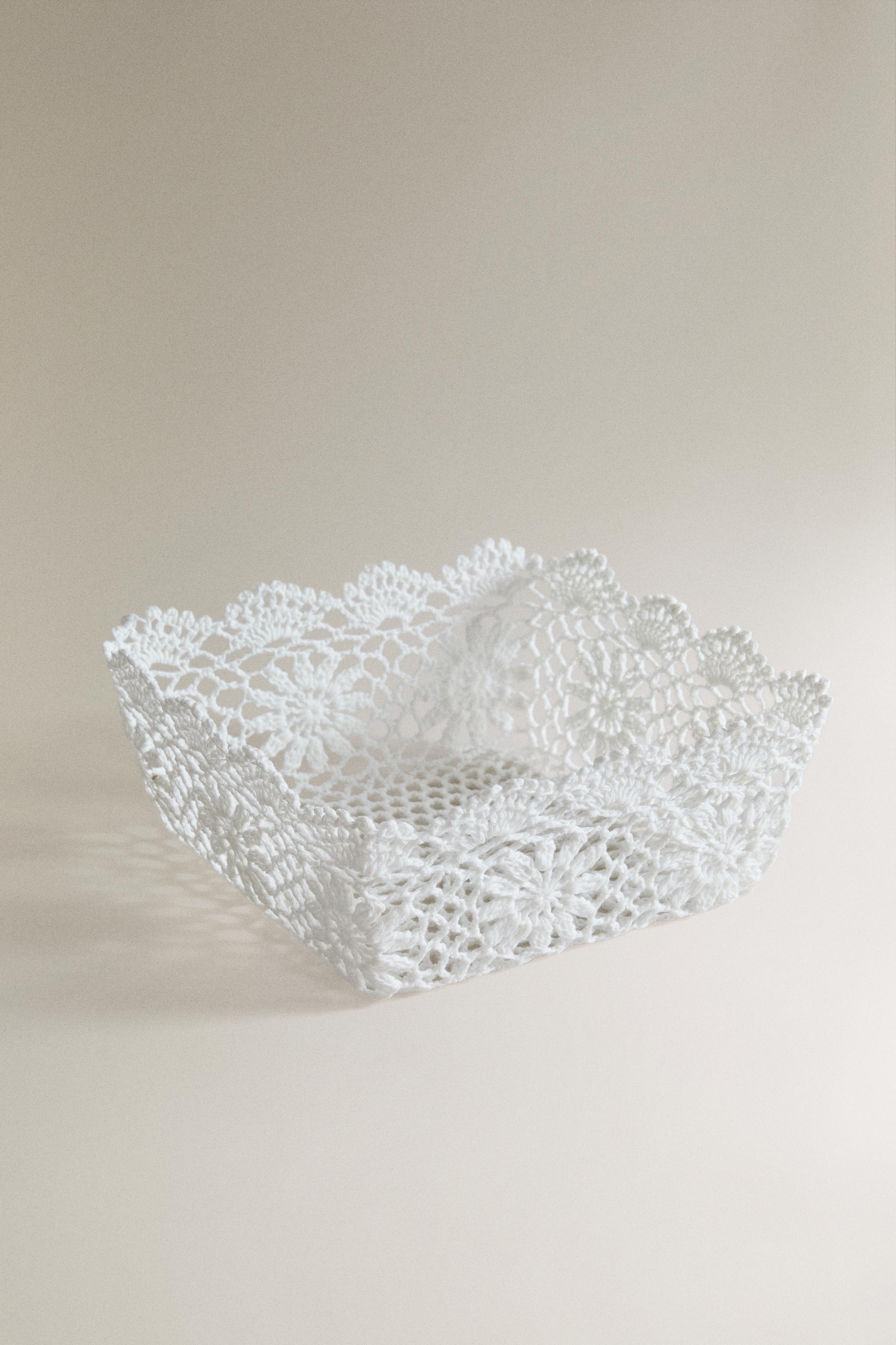 CROCHET BASKET