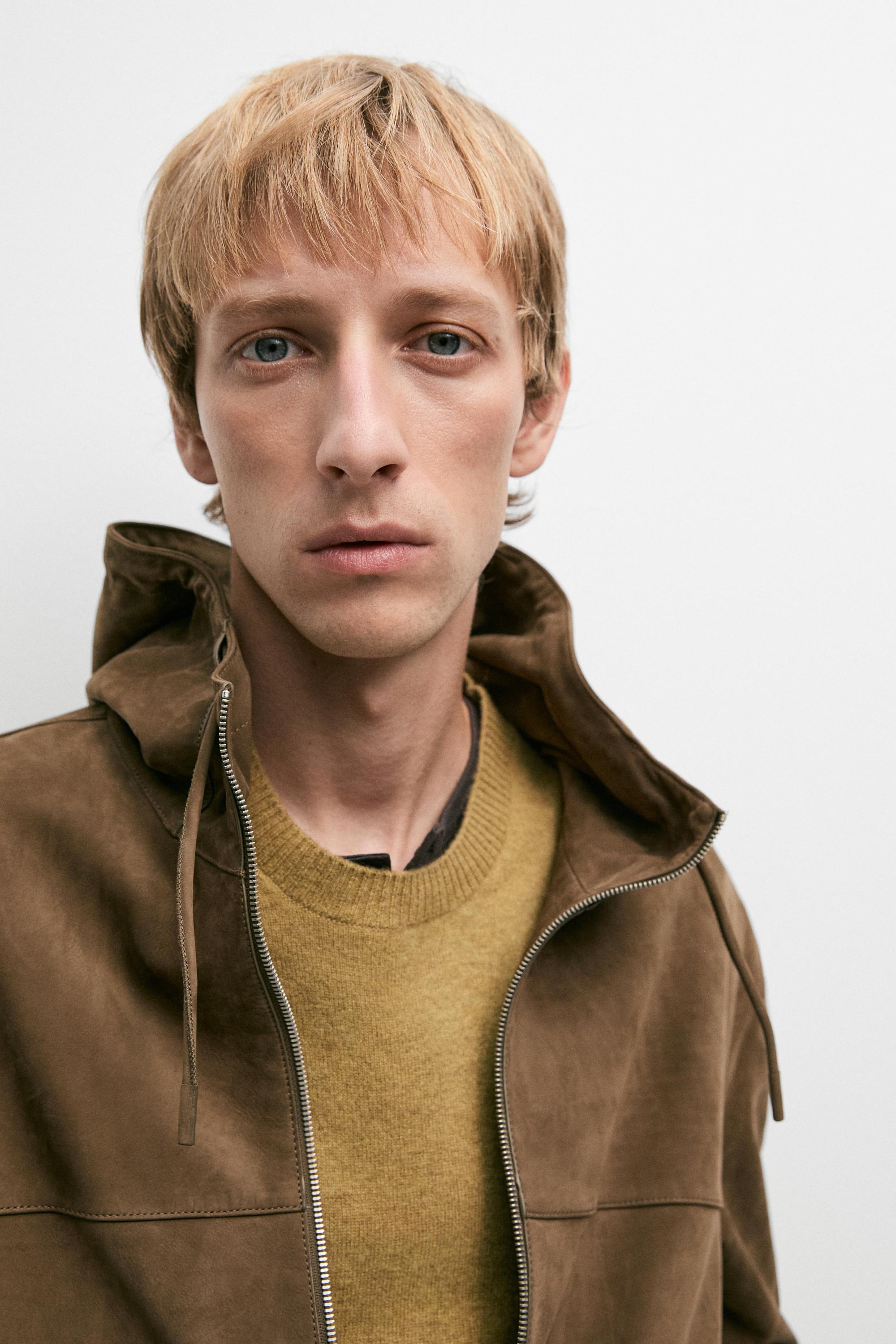 Veste en cuir daim à capuche