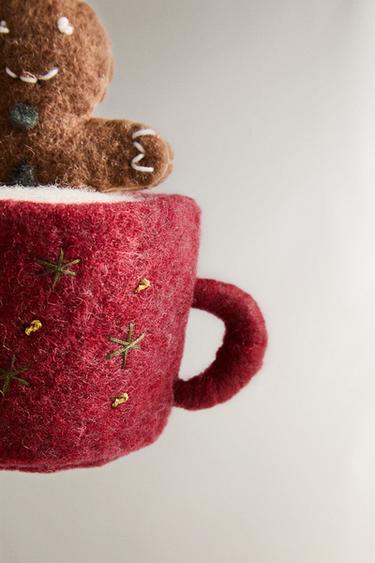FELT MUG CHRISTMAS TREE DECORATION - Green by Zara - Image 2