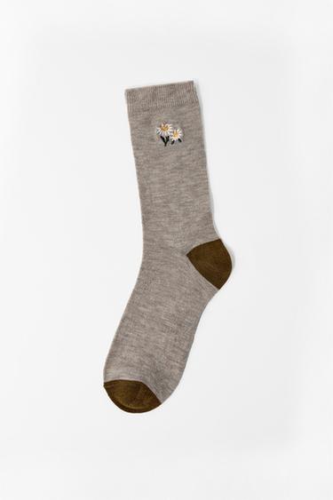 EMBROIDERED FLOWER SOCKS - Sand by Zara