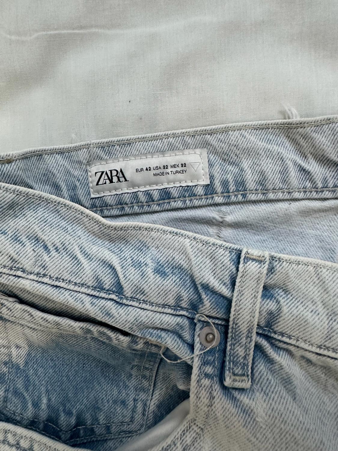 RIPPED EFFECT JORTS - Image 3