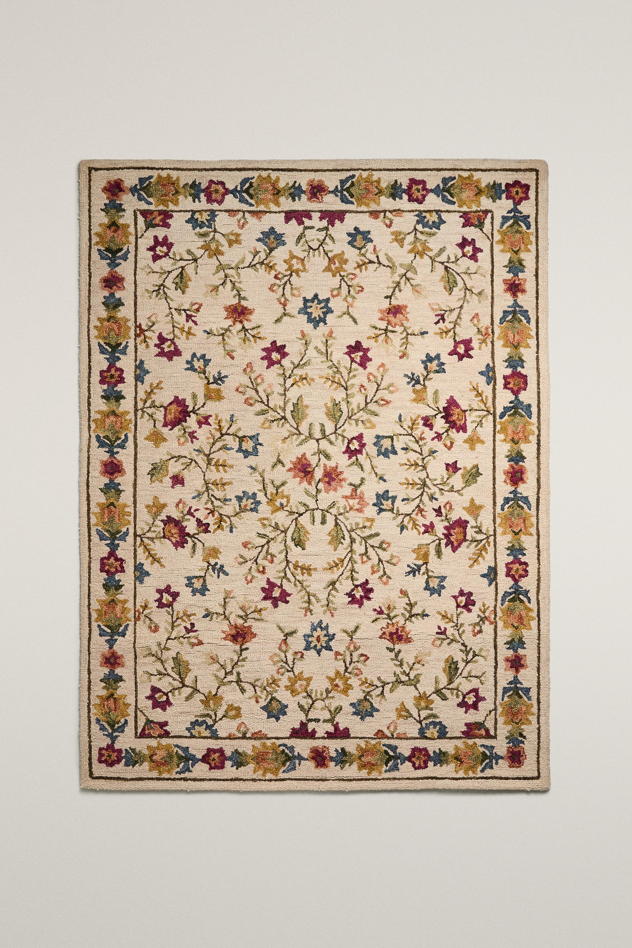 FLORAL PRINT WOOL RUG