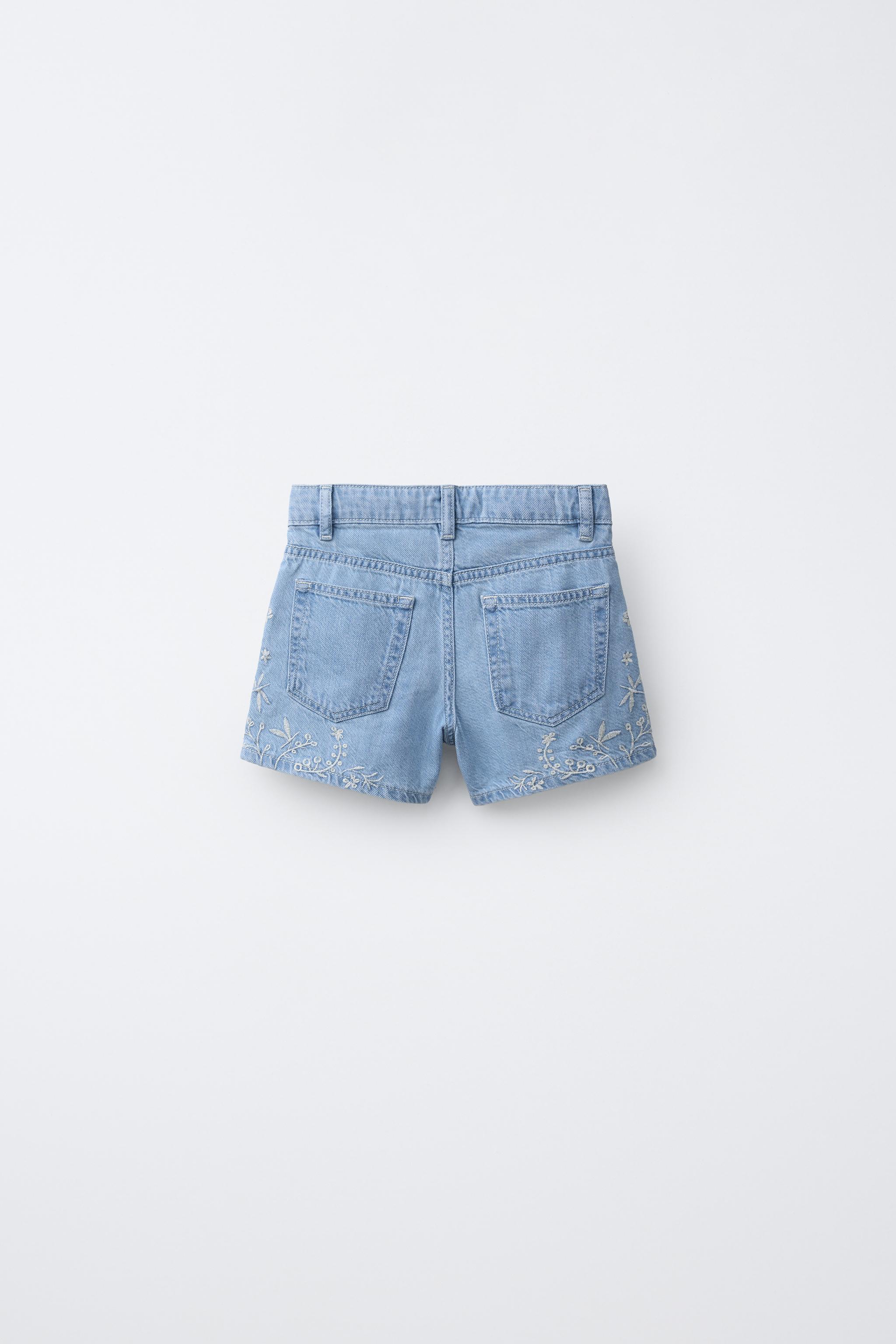 SHORT EN JEAN BRODÉ