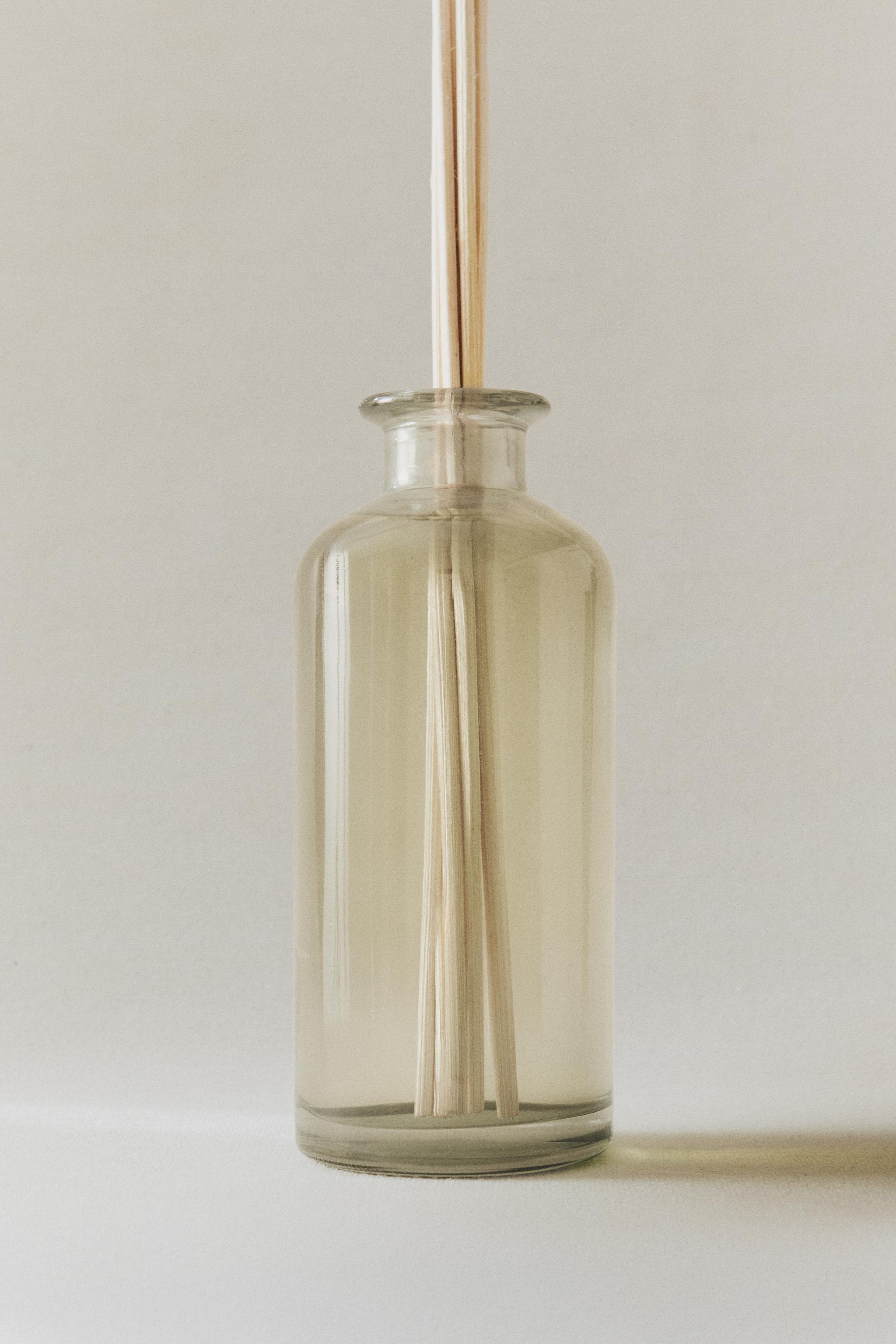 200 ML）LAVENDER & ORANGE リードディフューザー - ラベンダー | ZARA