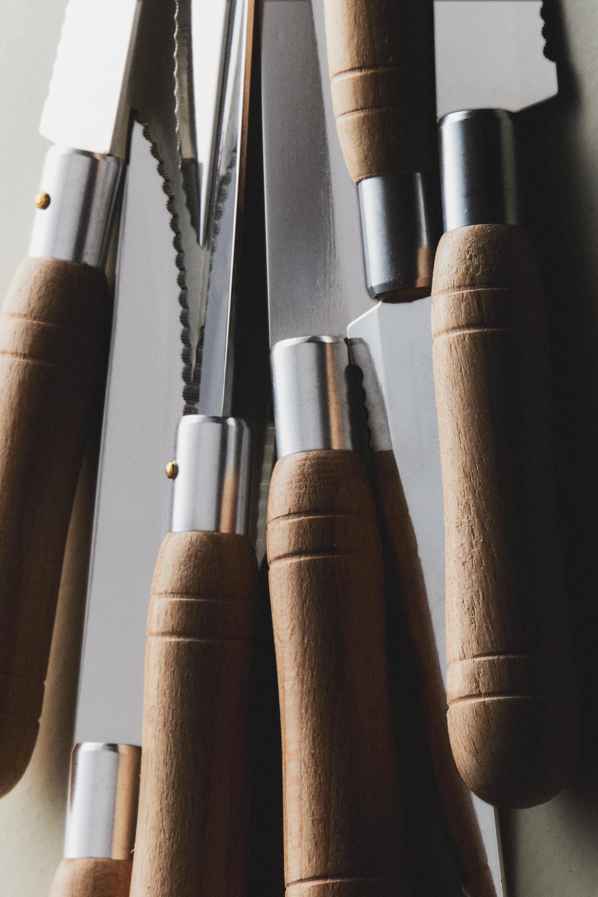 BEECH WOOD STEAK KNIFE SET (SET OF 4)