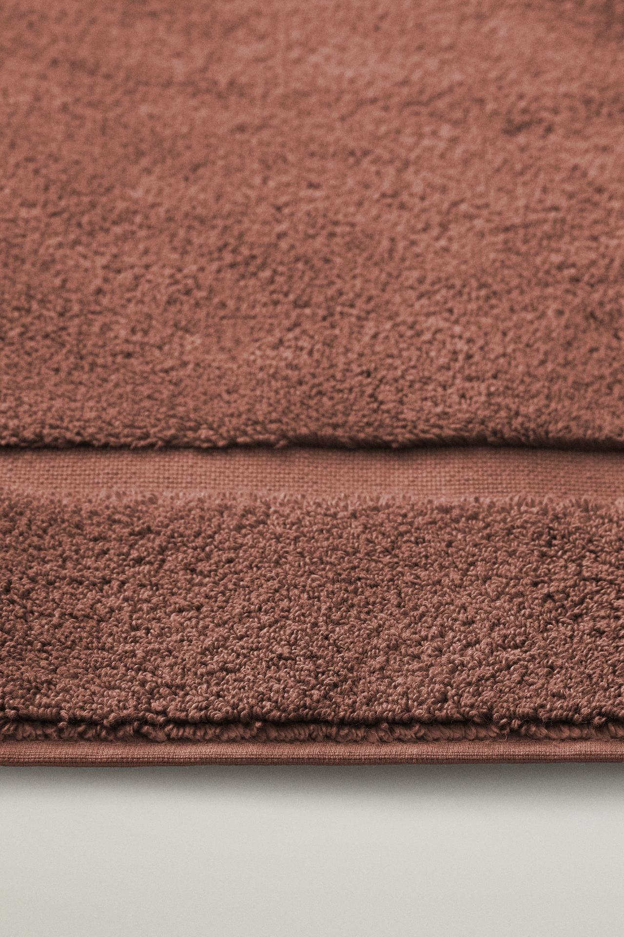 SOFT TERRY BATH MAT — Dark russet