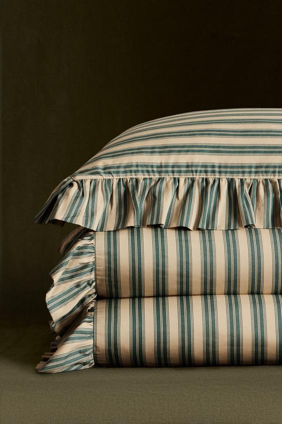 STRIPED DUVET COVER WITH RUFFLE TRIM | KATHARINE POLE - أخضر وسط الخاص بـ Zara - صورة 0