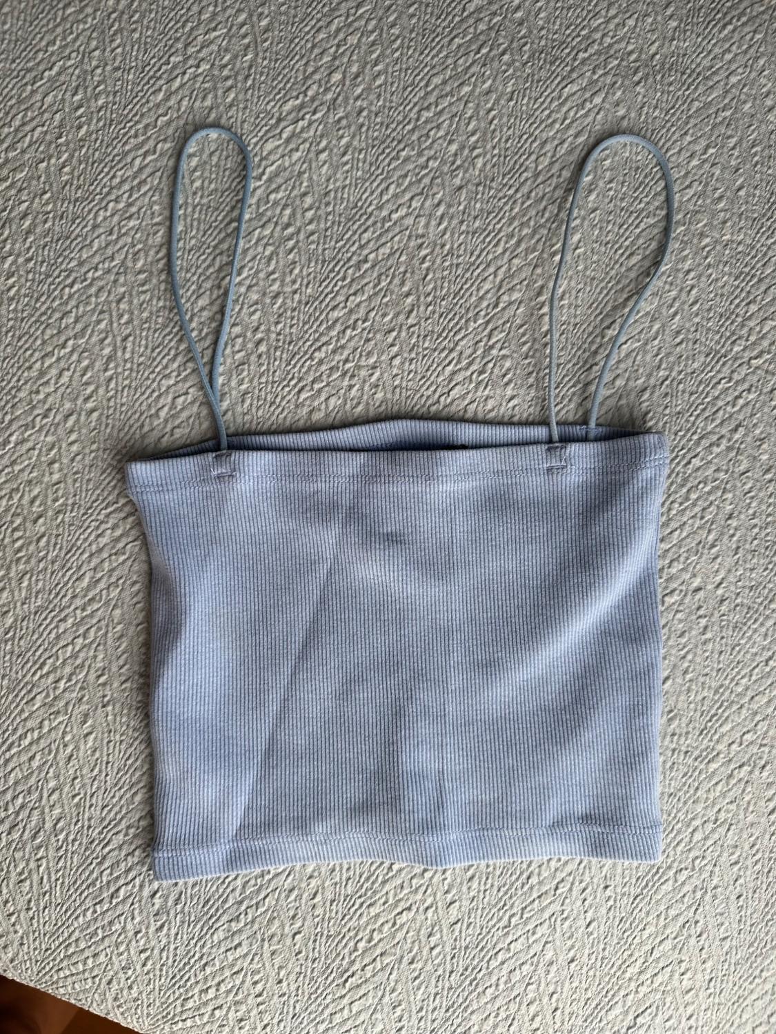 STRAPPY CROP TOP - Image 2