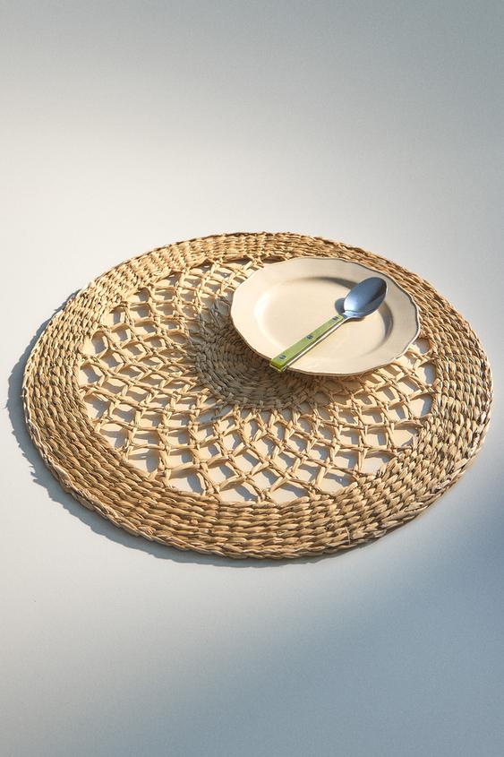 SET DE TABLE ROND EN FIBRE - Beige clair de Zara - Image 4