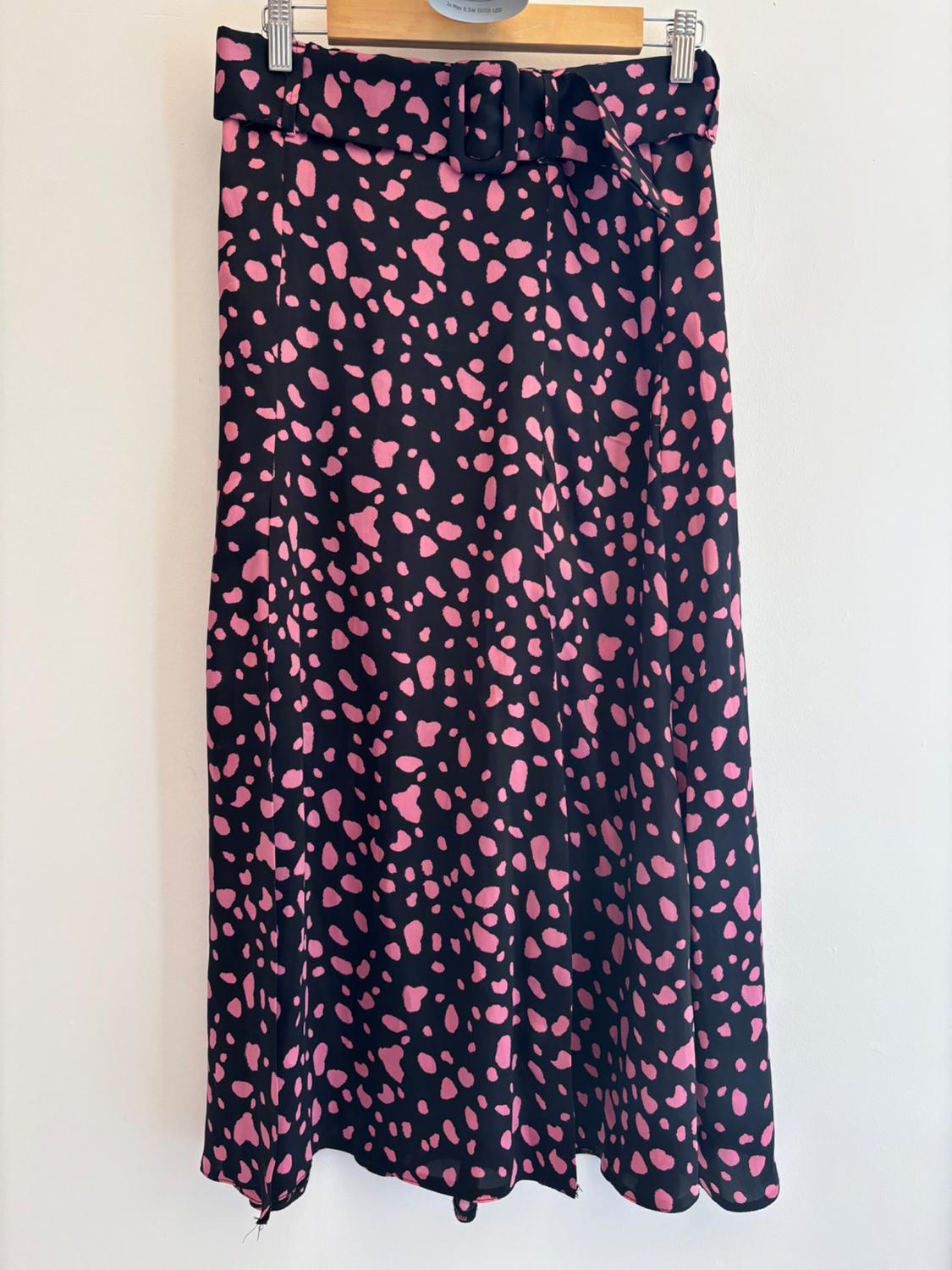 MIDI SKIRT WITH SIDE SLITS