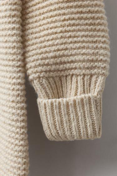 COMBINAISON LONGUE EN MAILLE ÉPAISSE À CAPUCHE - Beige clair de Zara - Image 3