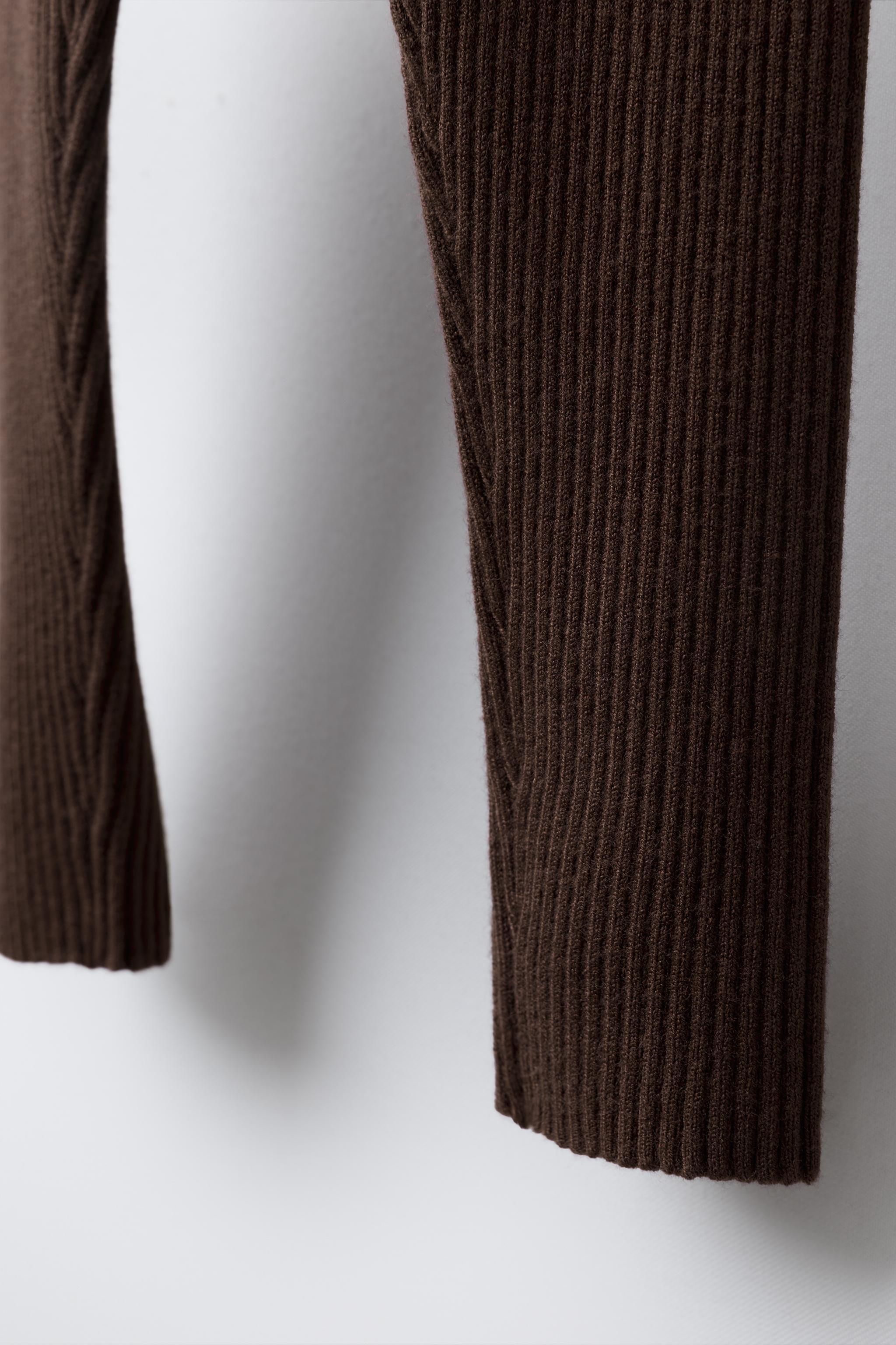 RIBBED KNIT LEGGINGS