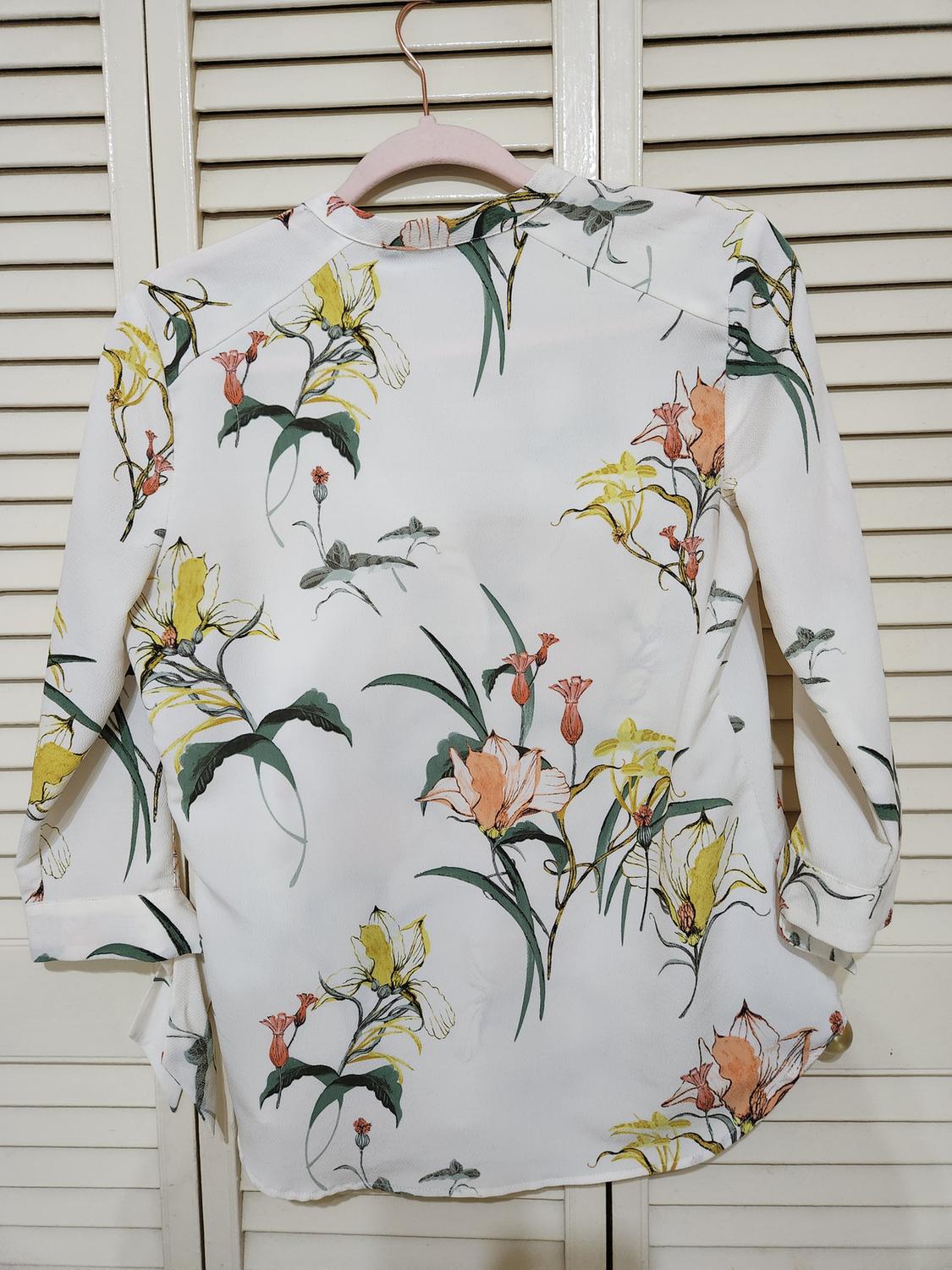 FLOWER MID SLEVE TWO BUTOM POCKET SHIRT - Image 2