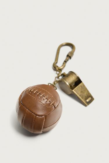 PORTE-CLÉS MULTICHARMS - Marron de Zara - Image 5