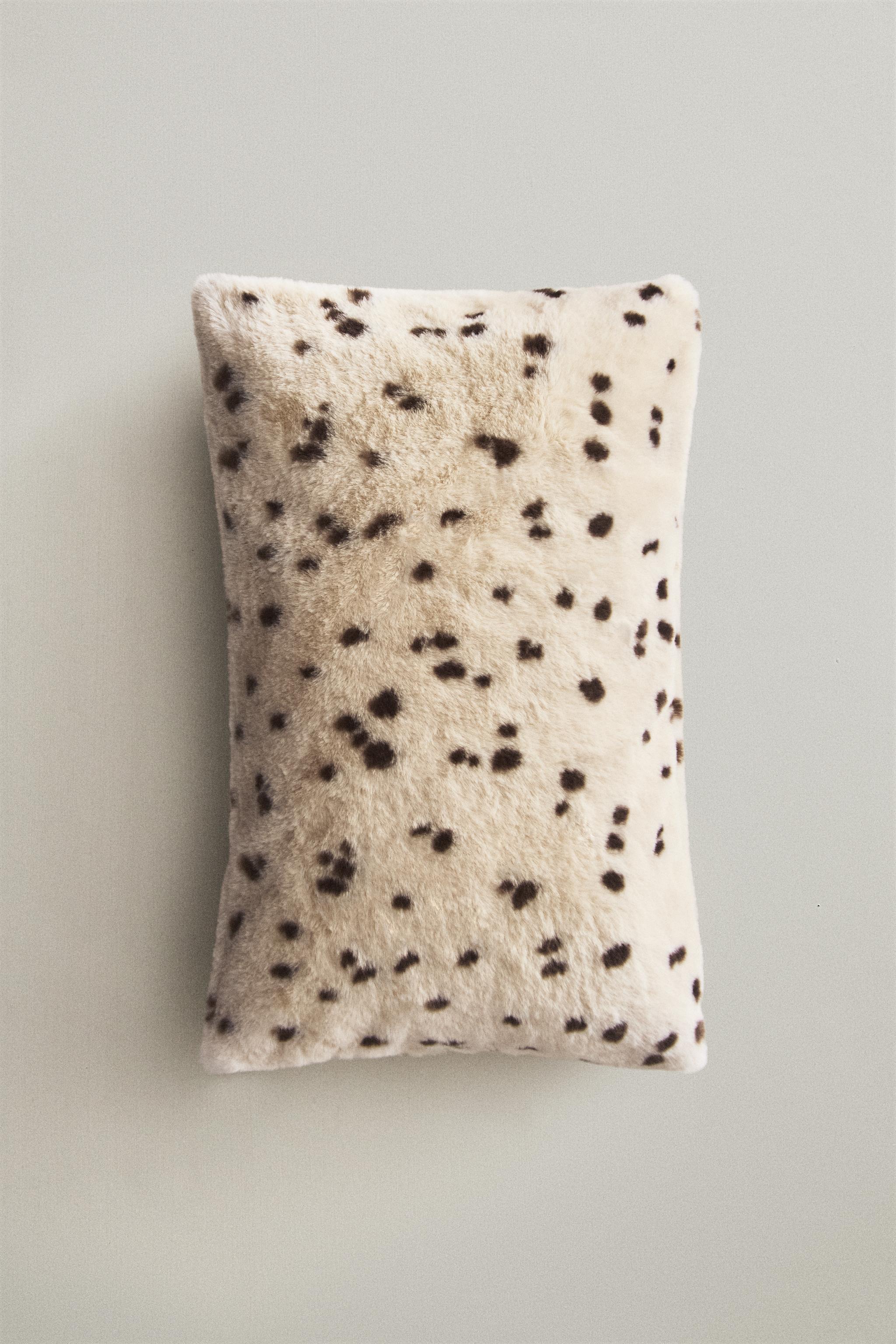 ANIMAL PRINT THROW PILLOW COVER