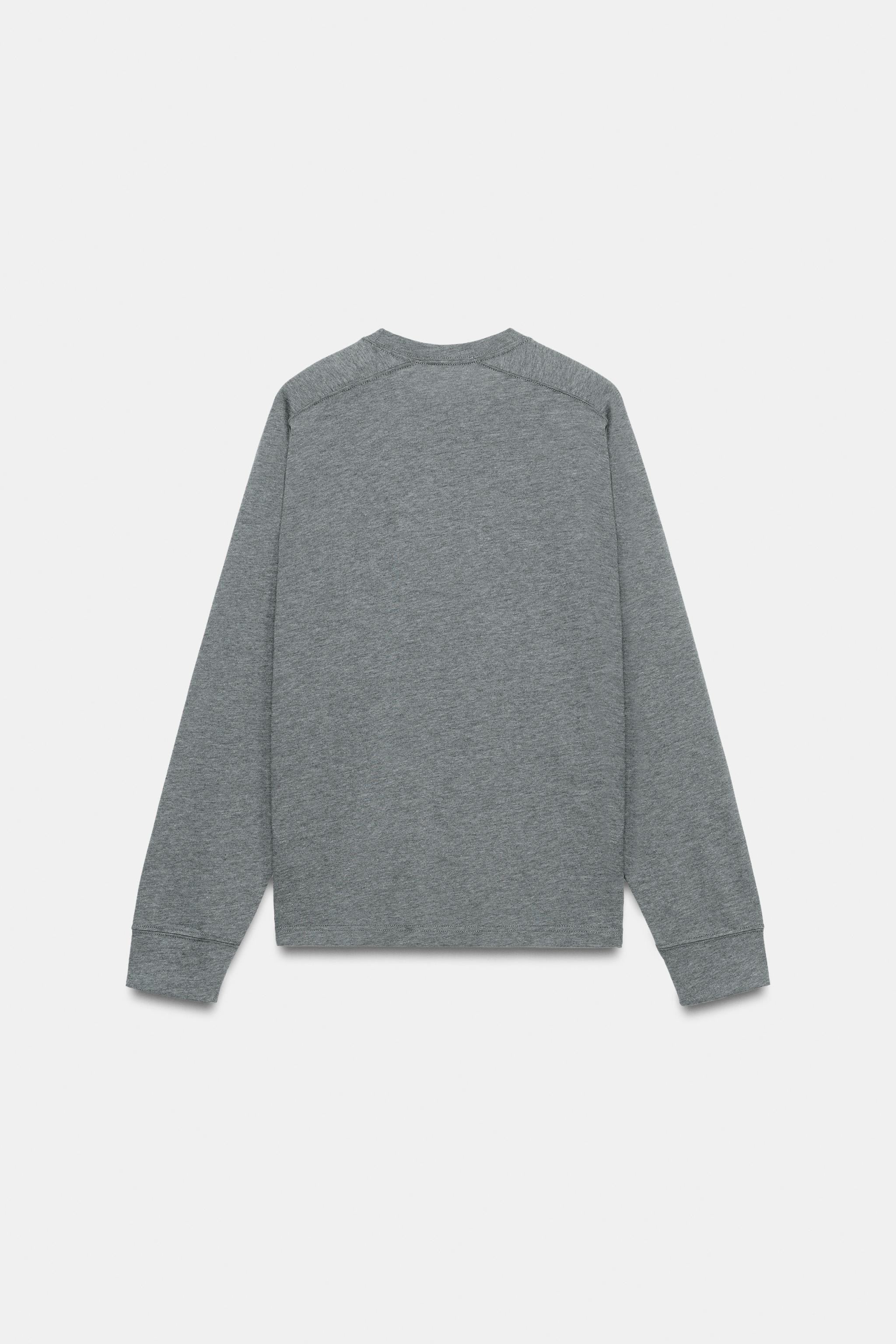 CREW NECK SWEATSHIRT