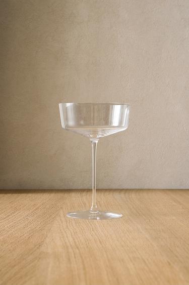 GEBLASENES SEKTGLAS AUS KRISTALLGLAS -  von Zara