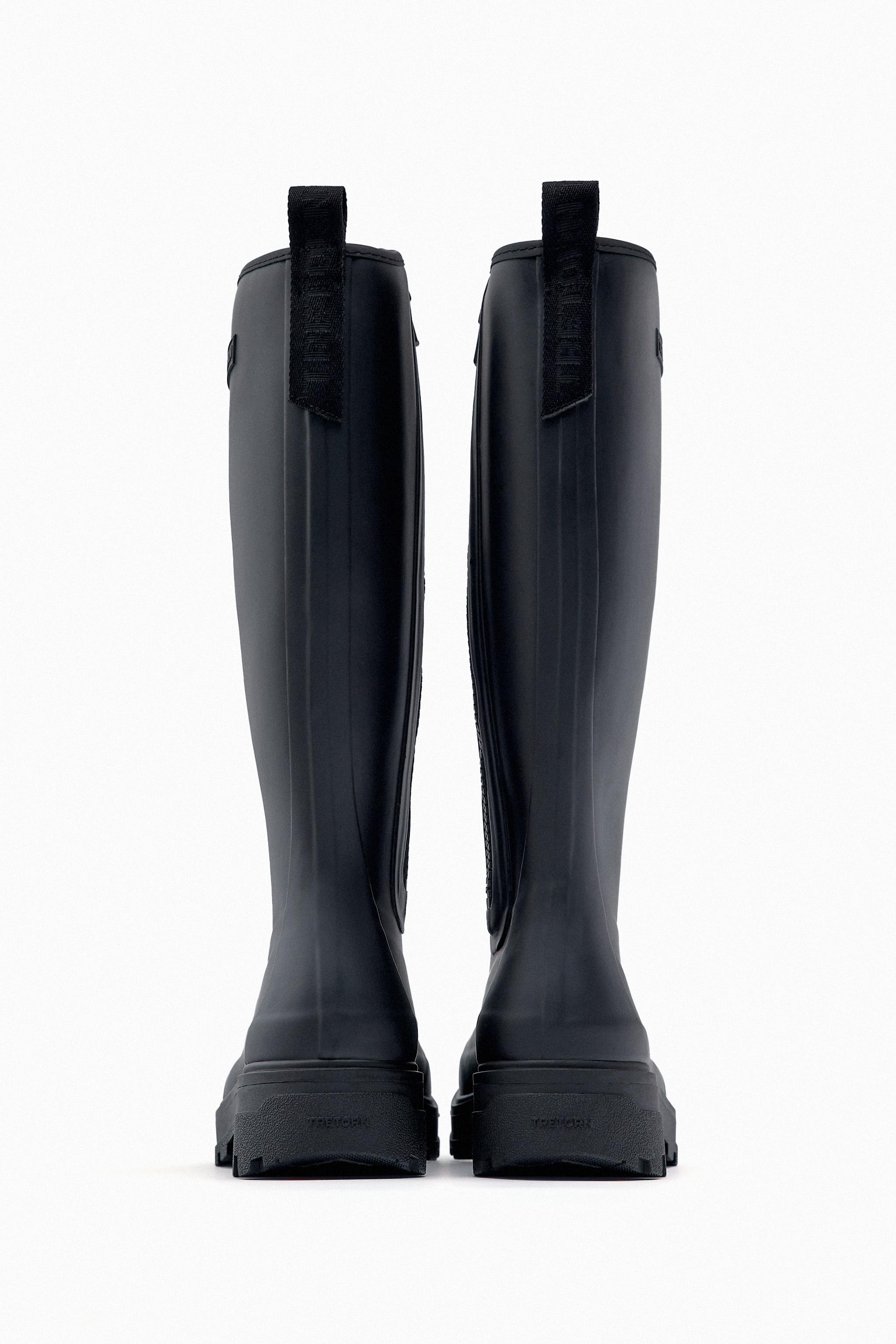 FLAT RAIN BOOTS TRETORN X ZARA - Black | ZARA Saudi Arabia