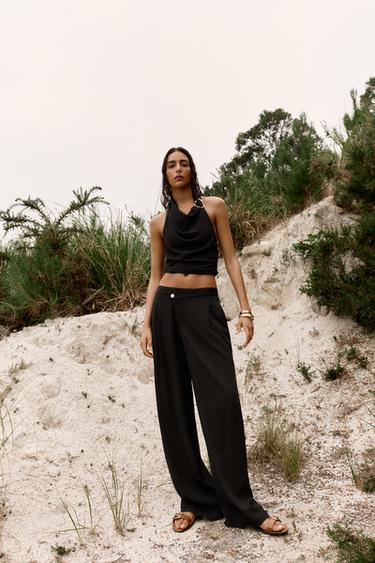 Zara HALTER TOP WITH HARDWARE - Black