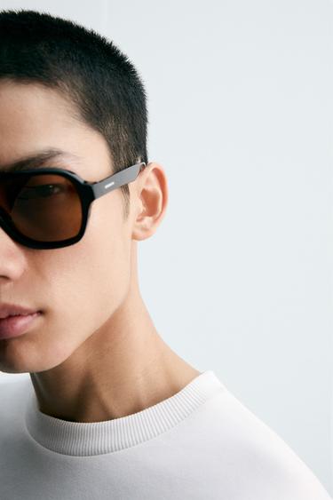 INTERLOCK LABEL SWEATSHIRT - White by Zara