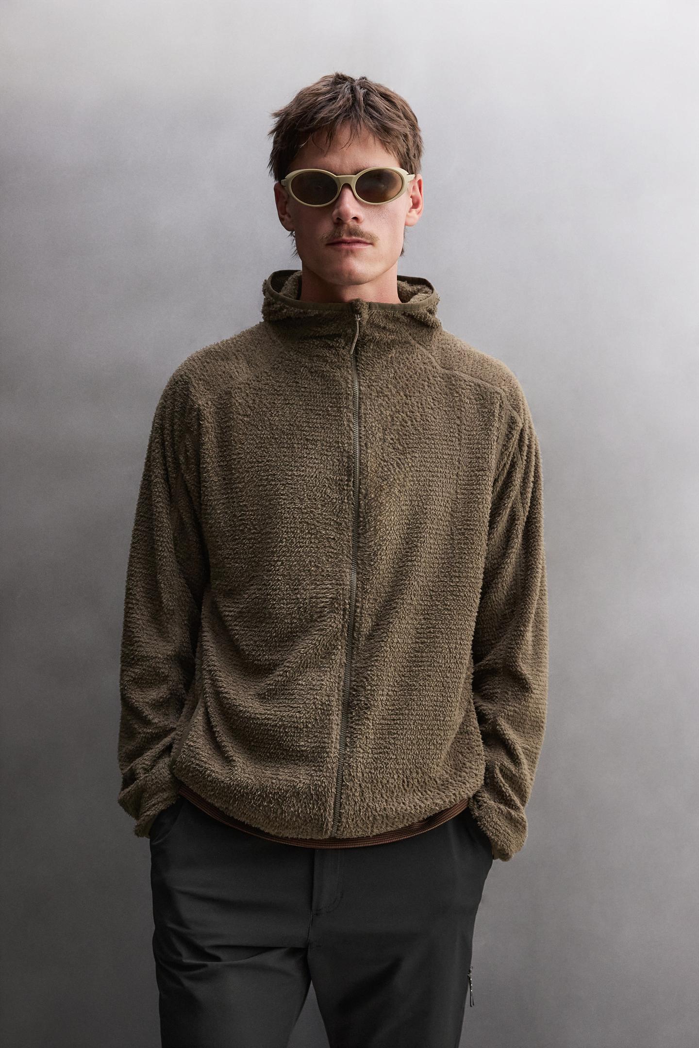 Мужское худи Zara Textured, цвет: Тёмный коричневый — фото 2