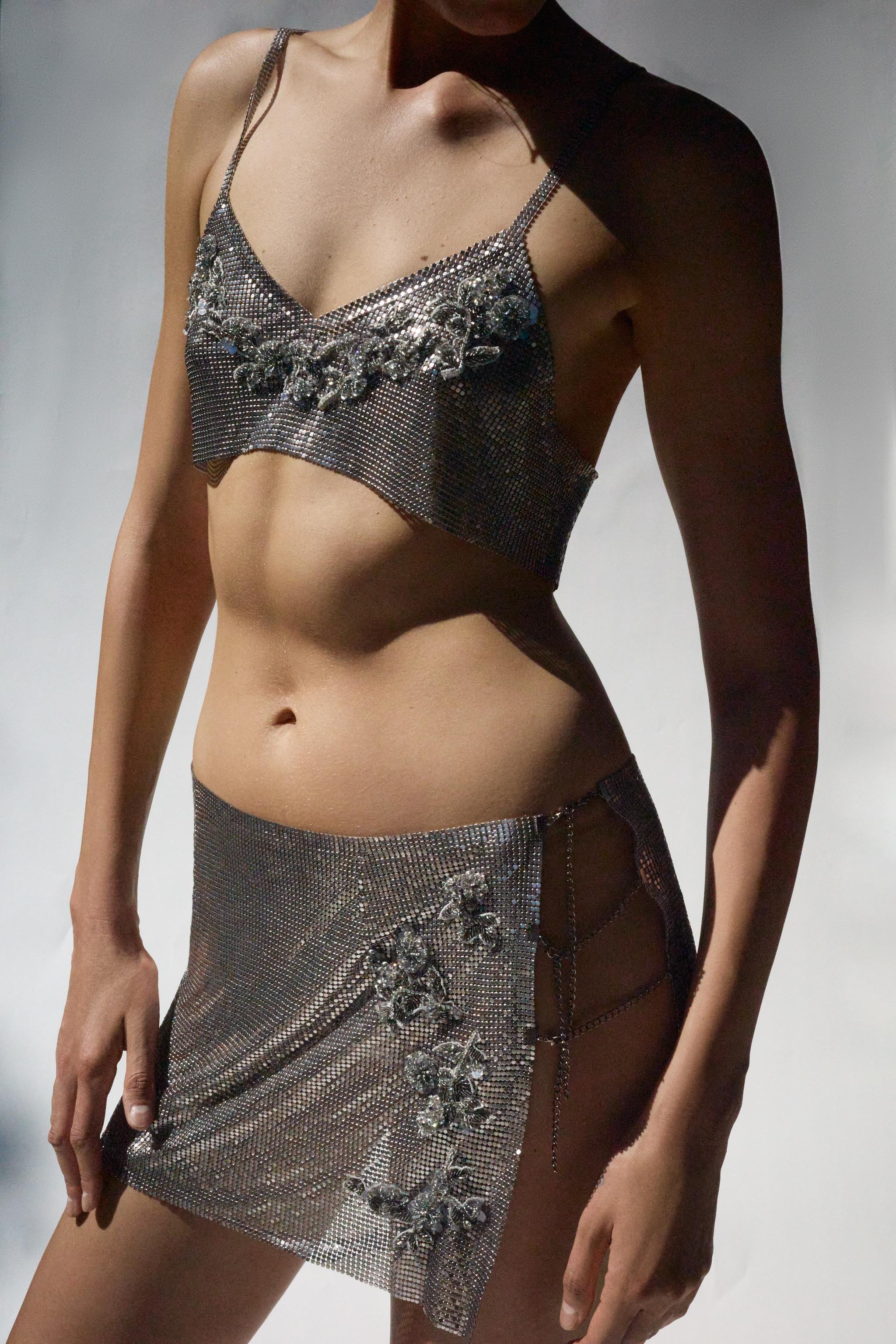 BEADED FLORAL MESH MINI SKIRT — Silver