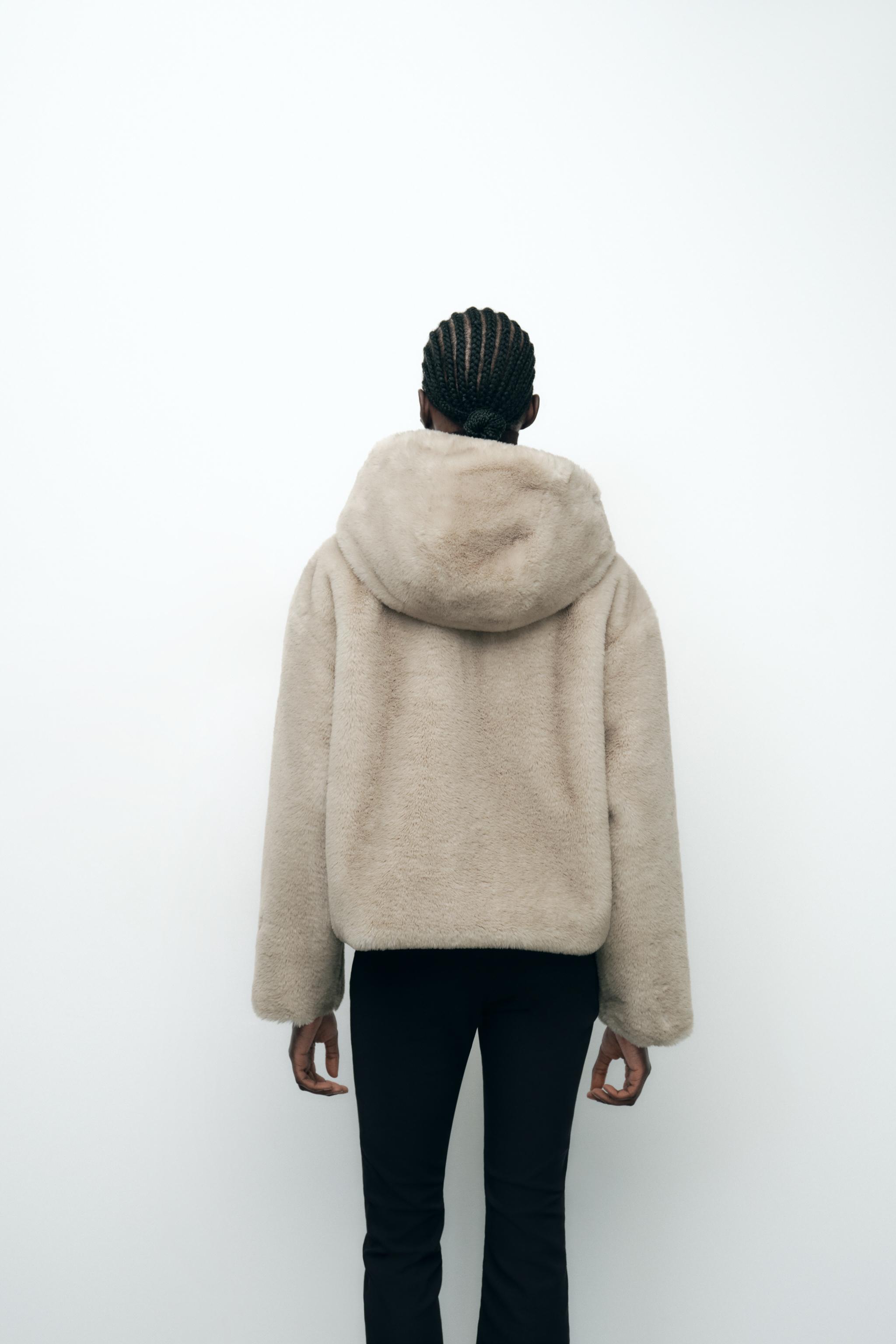 フェイクファーショートコート - ライトキャメル | ZARA Japan