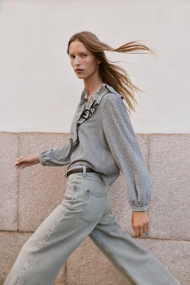 BLOUSE À VOLANTS ET CARREAUX VICHY - Noir / Écru de Zara - Image 2