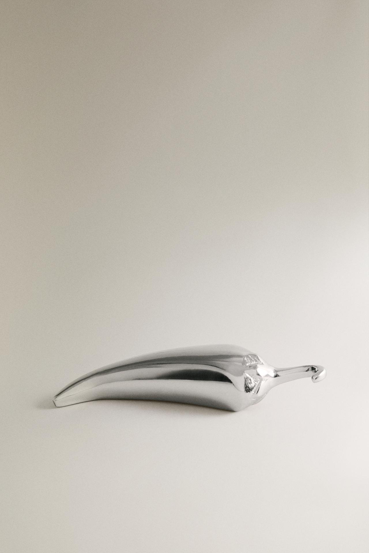 CHILI NAPKIN WEIGHT — Steel