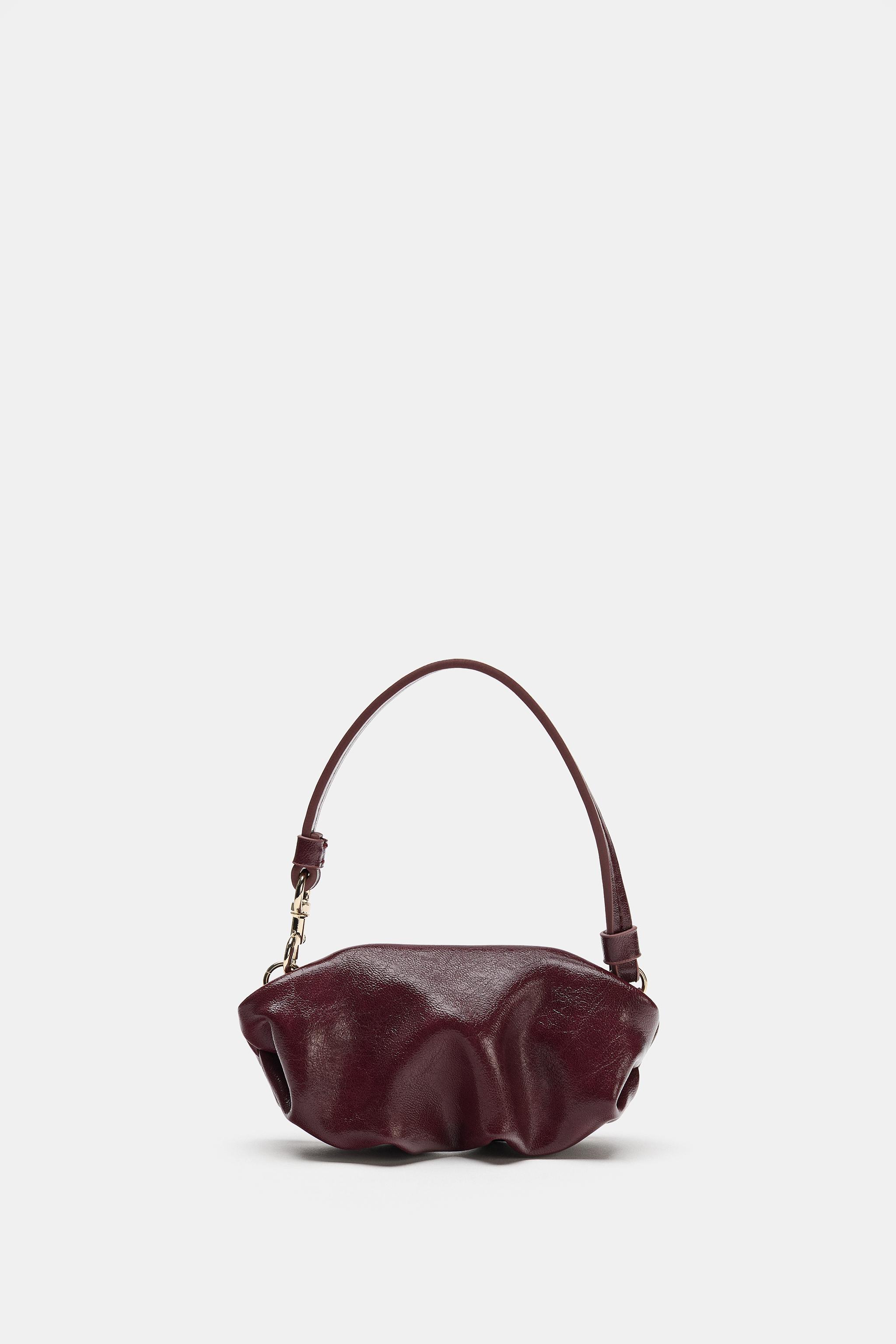 CHARM PERFUME INTO THE BAG