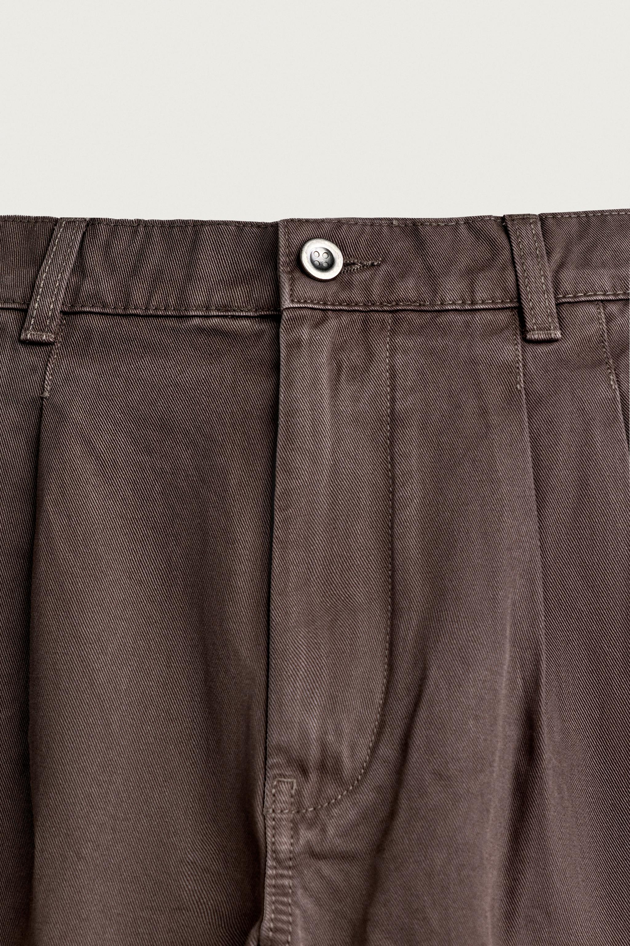 PANTALON DÉCONTRACTÉ DÉLAVÉ À PLIS