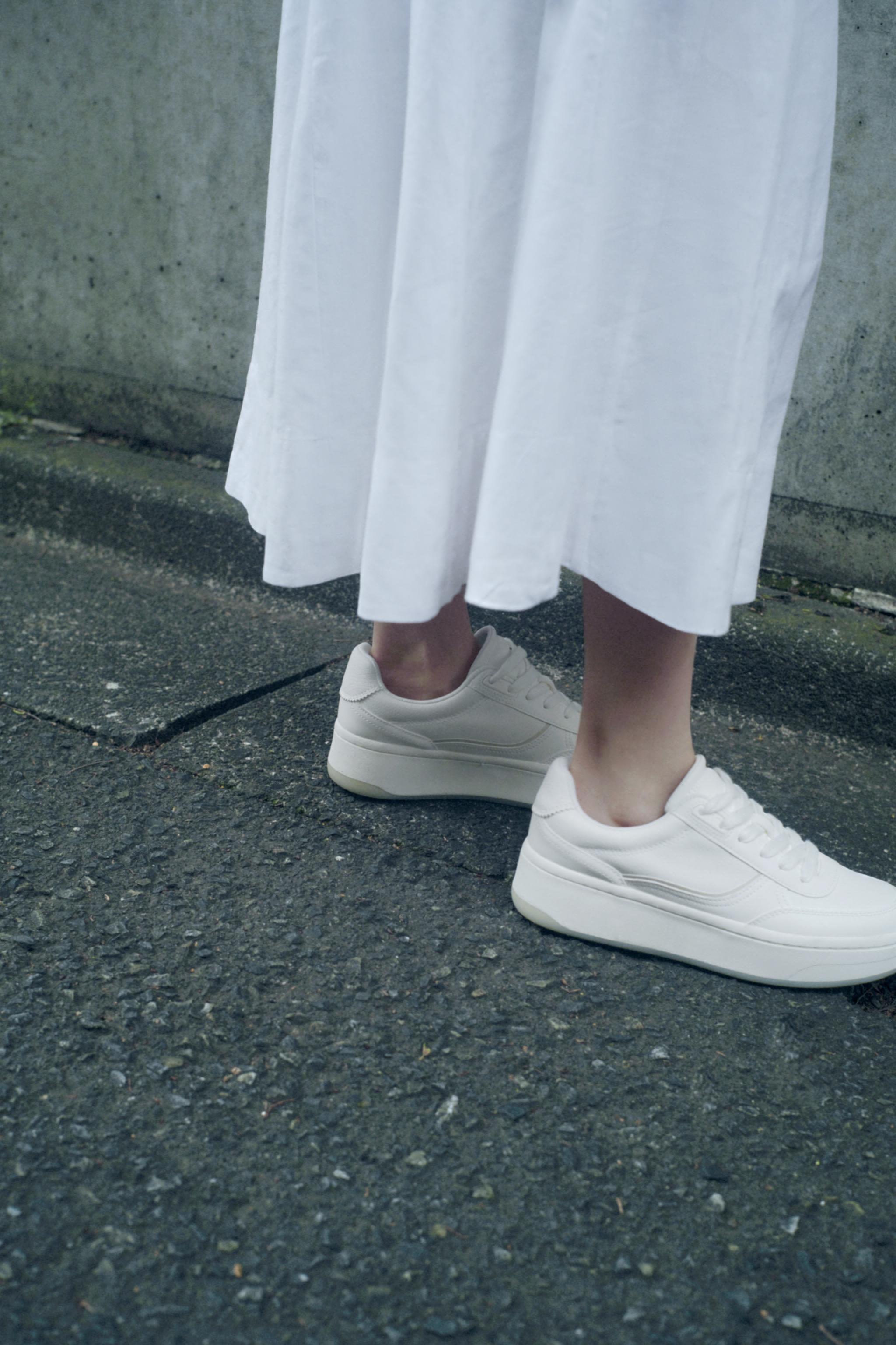 スニーカー - ホワイト | ZARA Japan / 日本