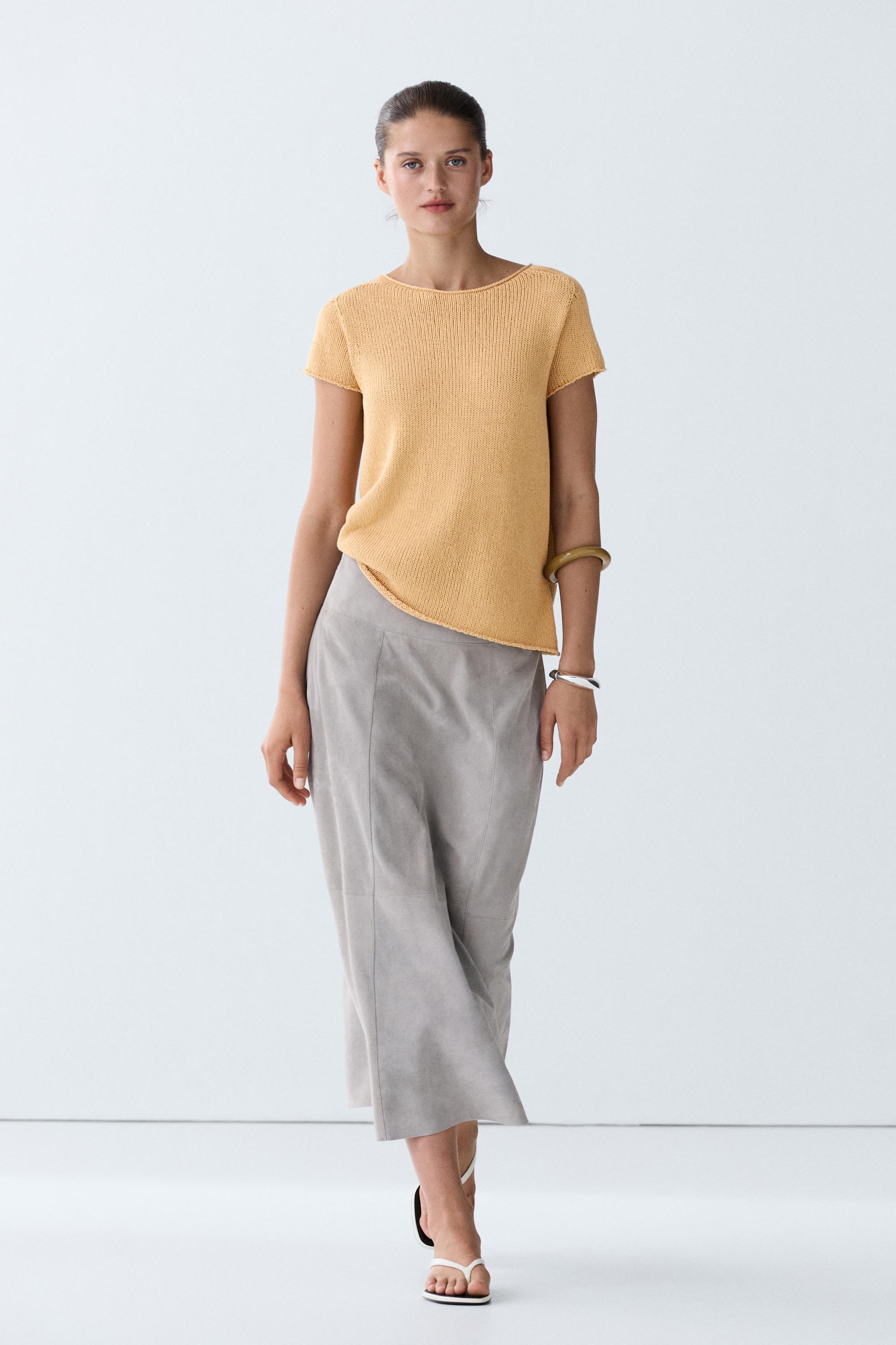 Cotton blend short sleeve knit sweater — straw