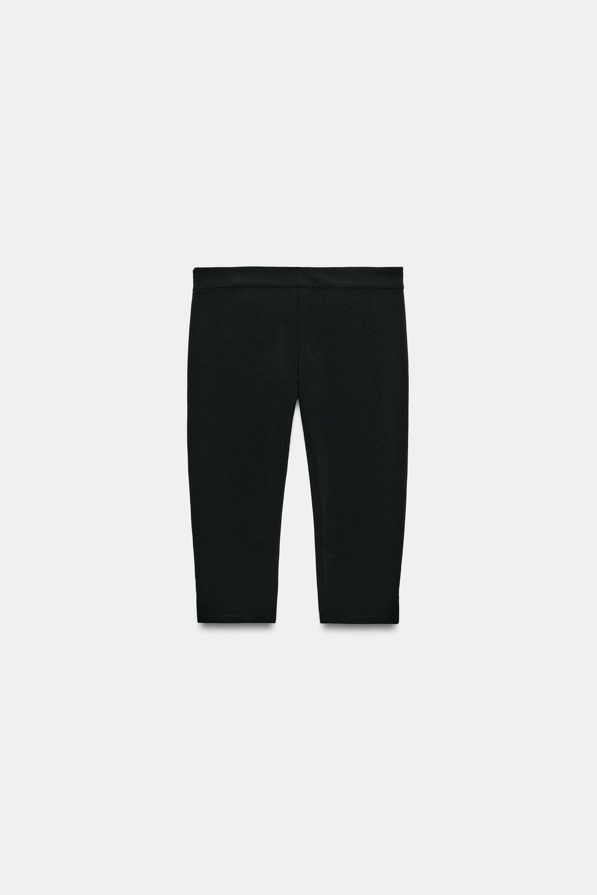 STRETCH CAPRI PANTS