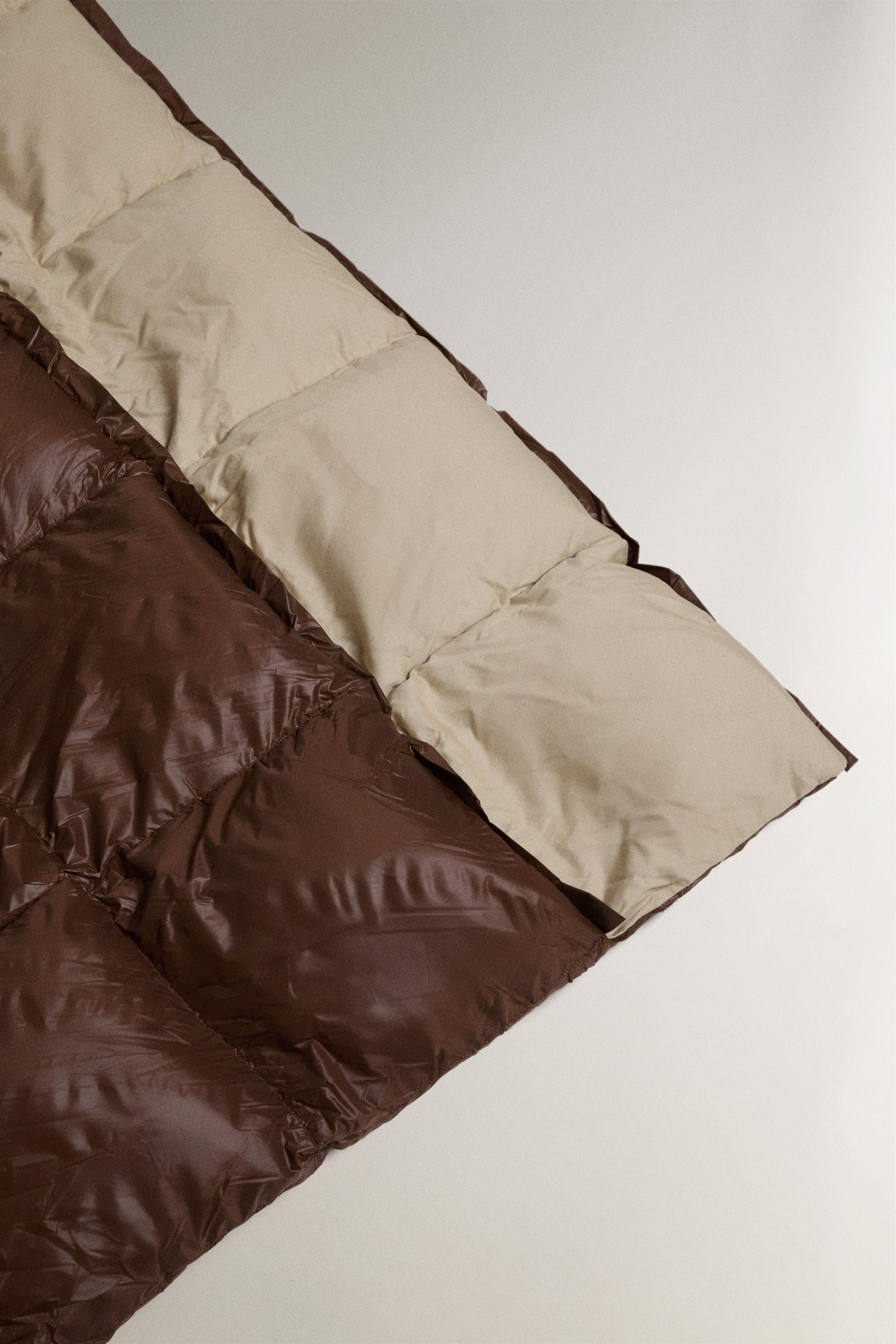 DOUBLE QUILTED SLEEPING BAG — Multicoloured