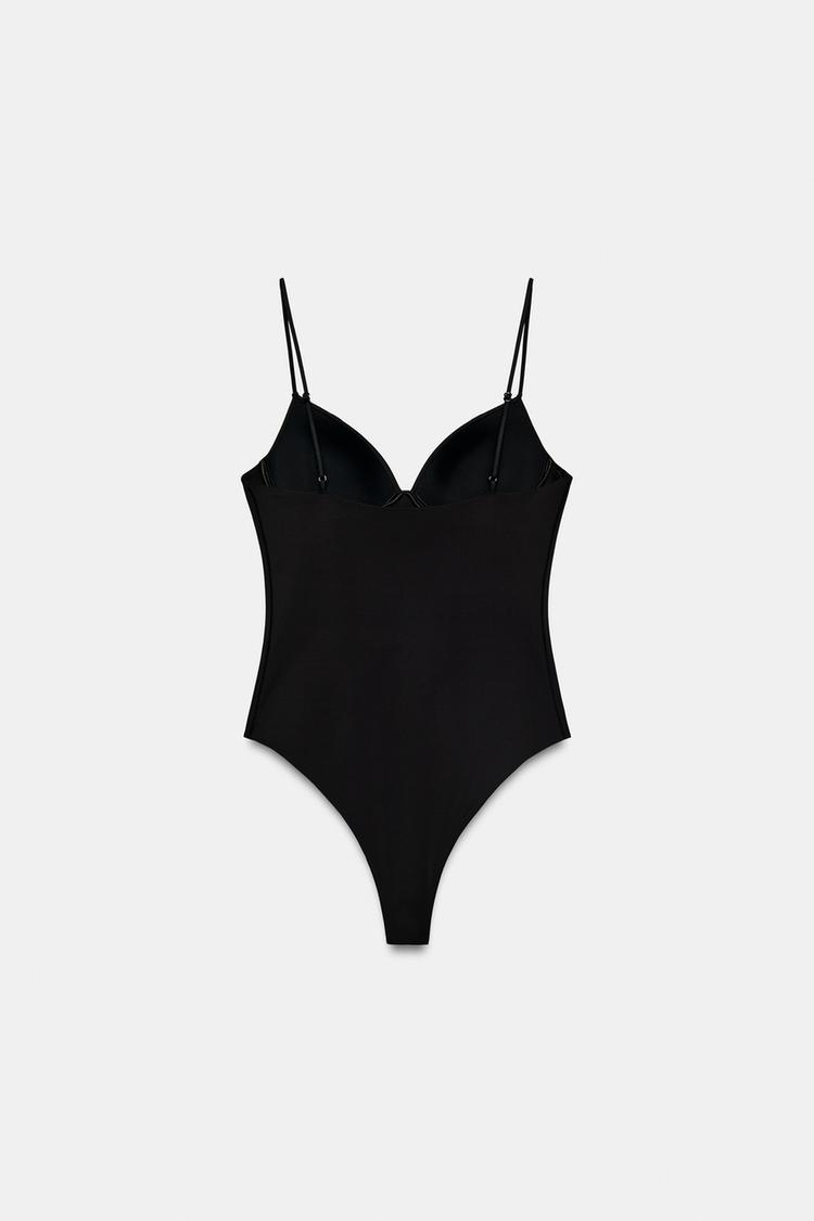 Body con escote corazón 6