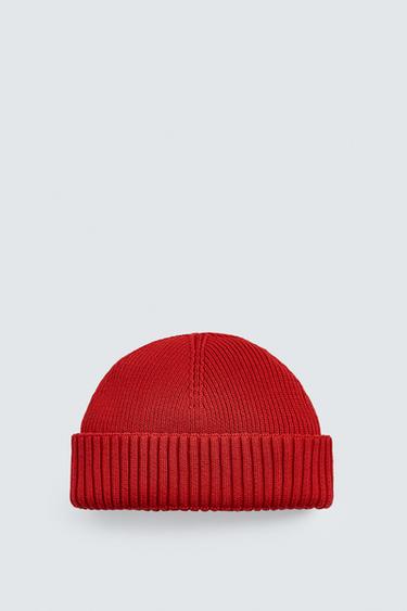 SHORT KNIT BEANIE - Red by Zara