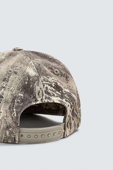 ABSTRACT PRINT CAP - Brown by Zara - Image 3
